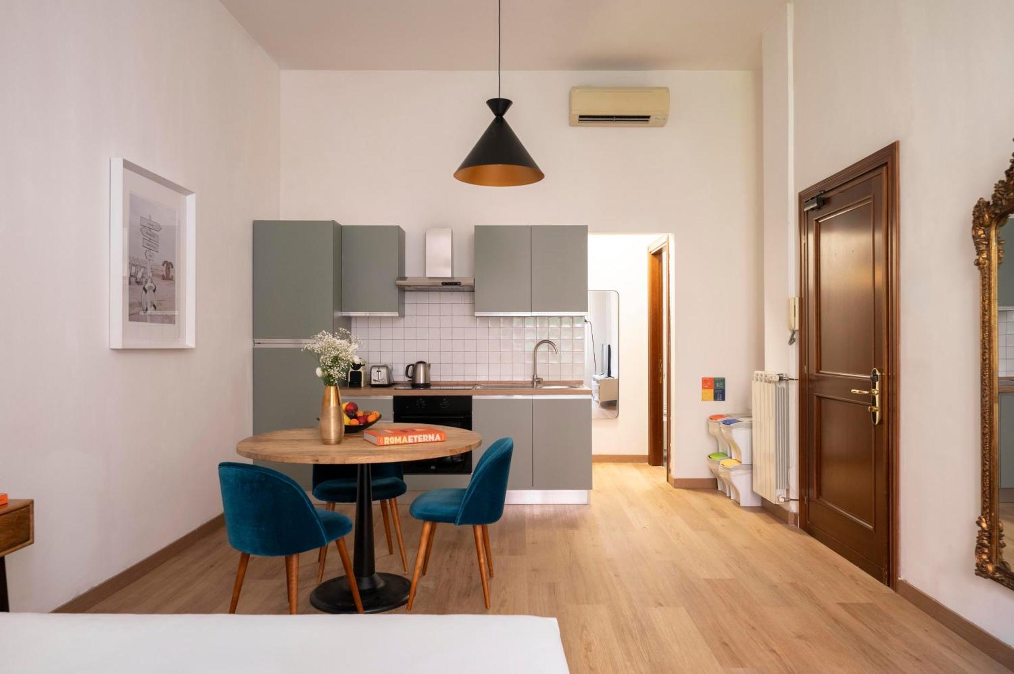 Studio Apartment