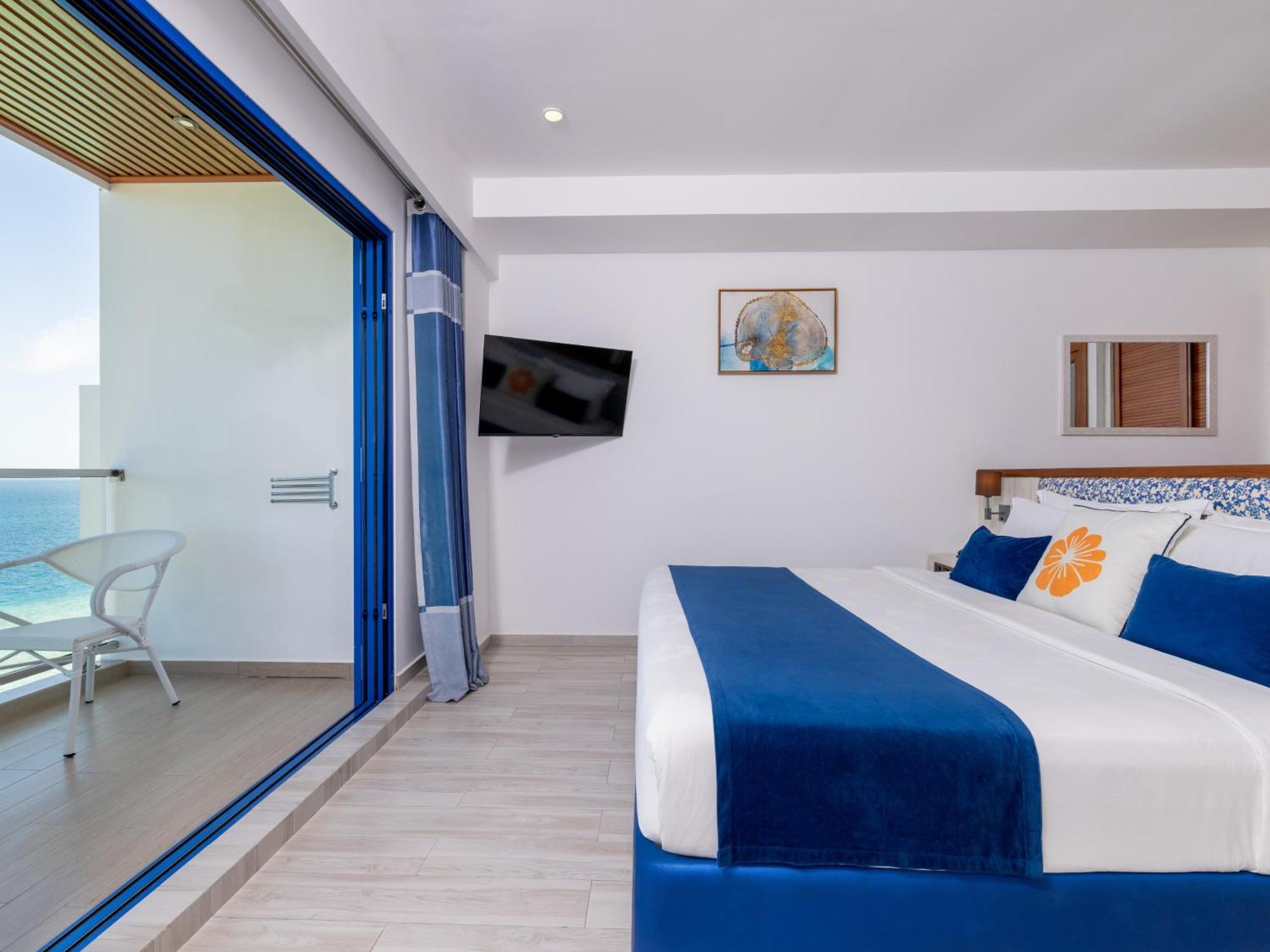 Deluxe Double Room Seaview Balcony