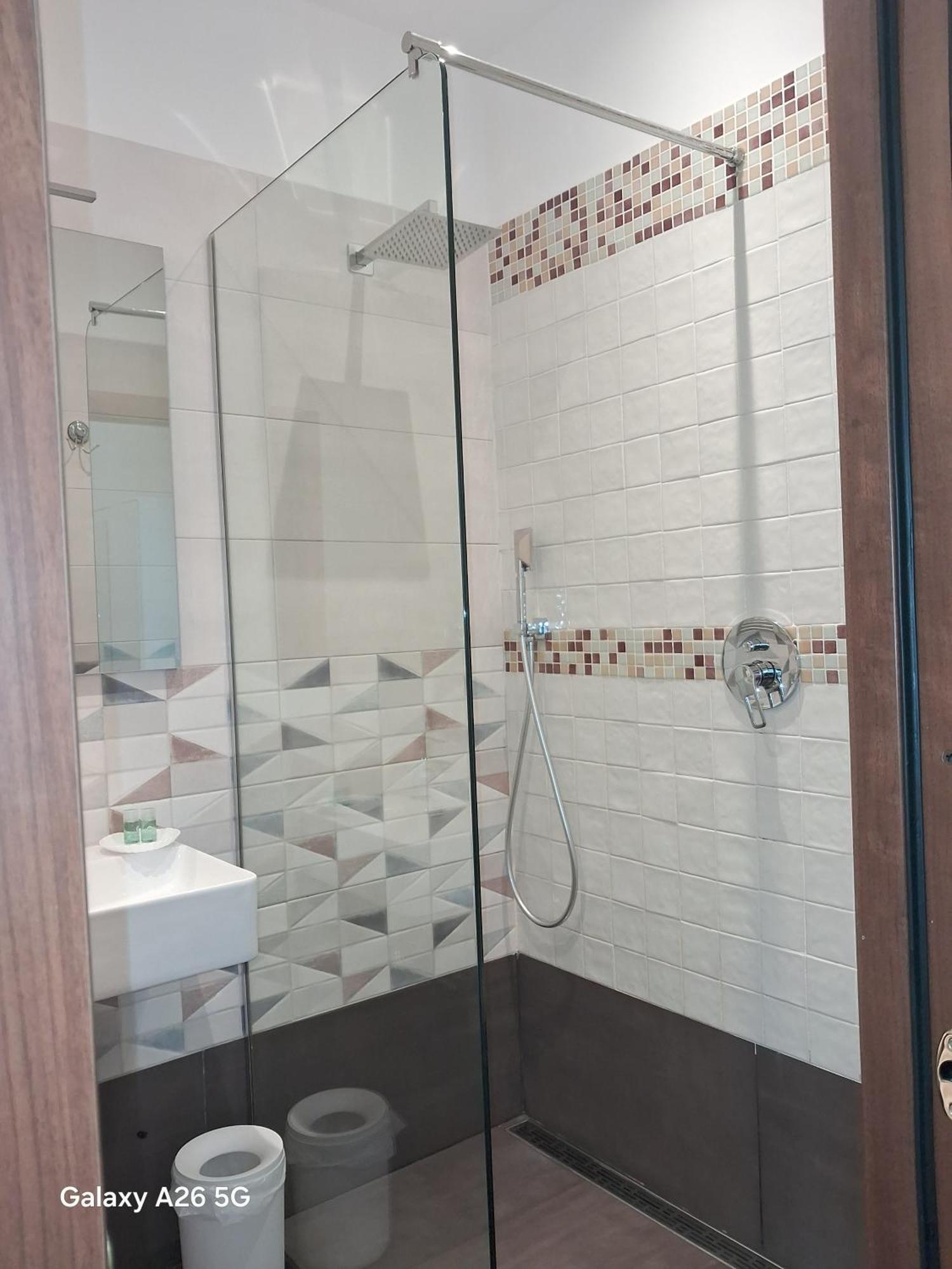Double Room Private Bathroom