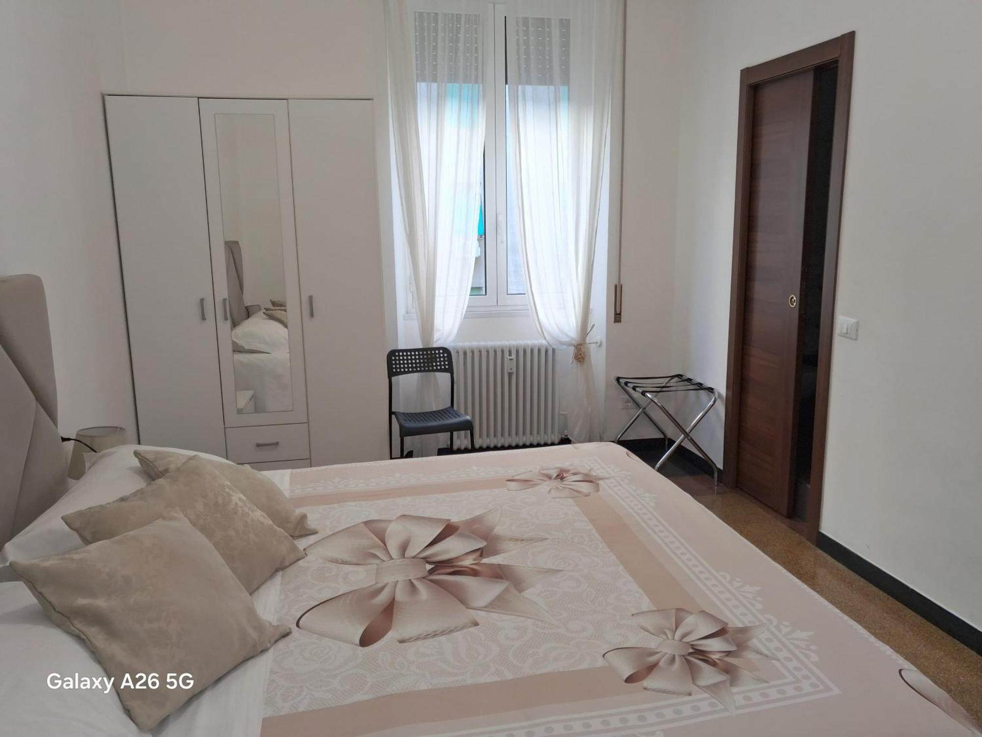 Double Room Private Bathroom