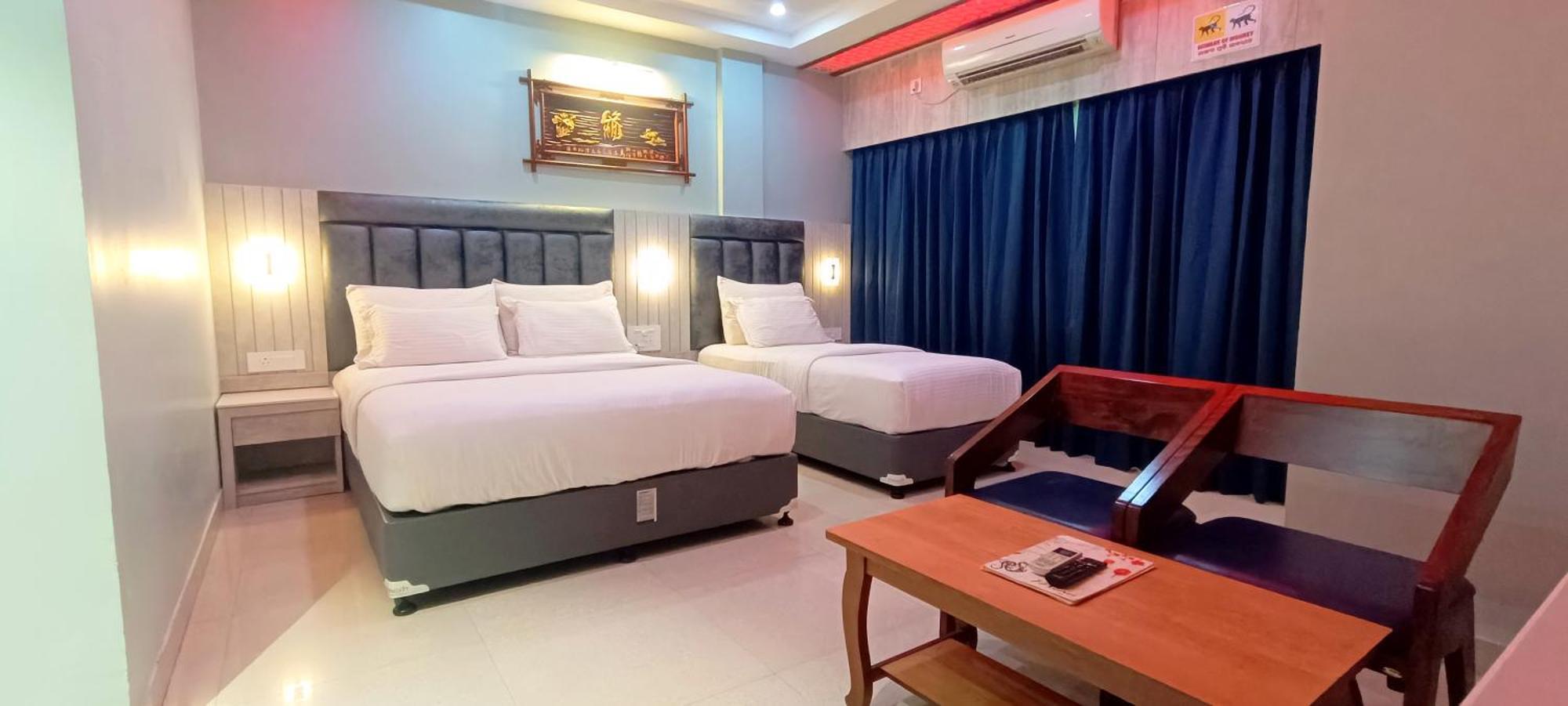 Deluxe Triple Room