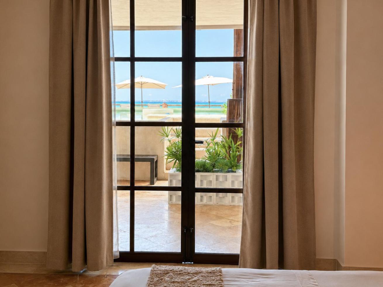 Junior Suite Pool View