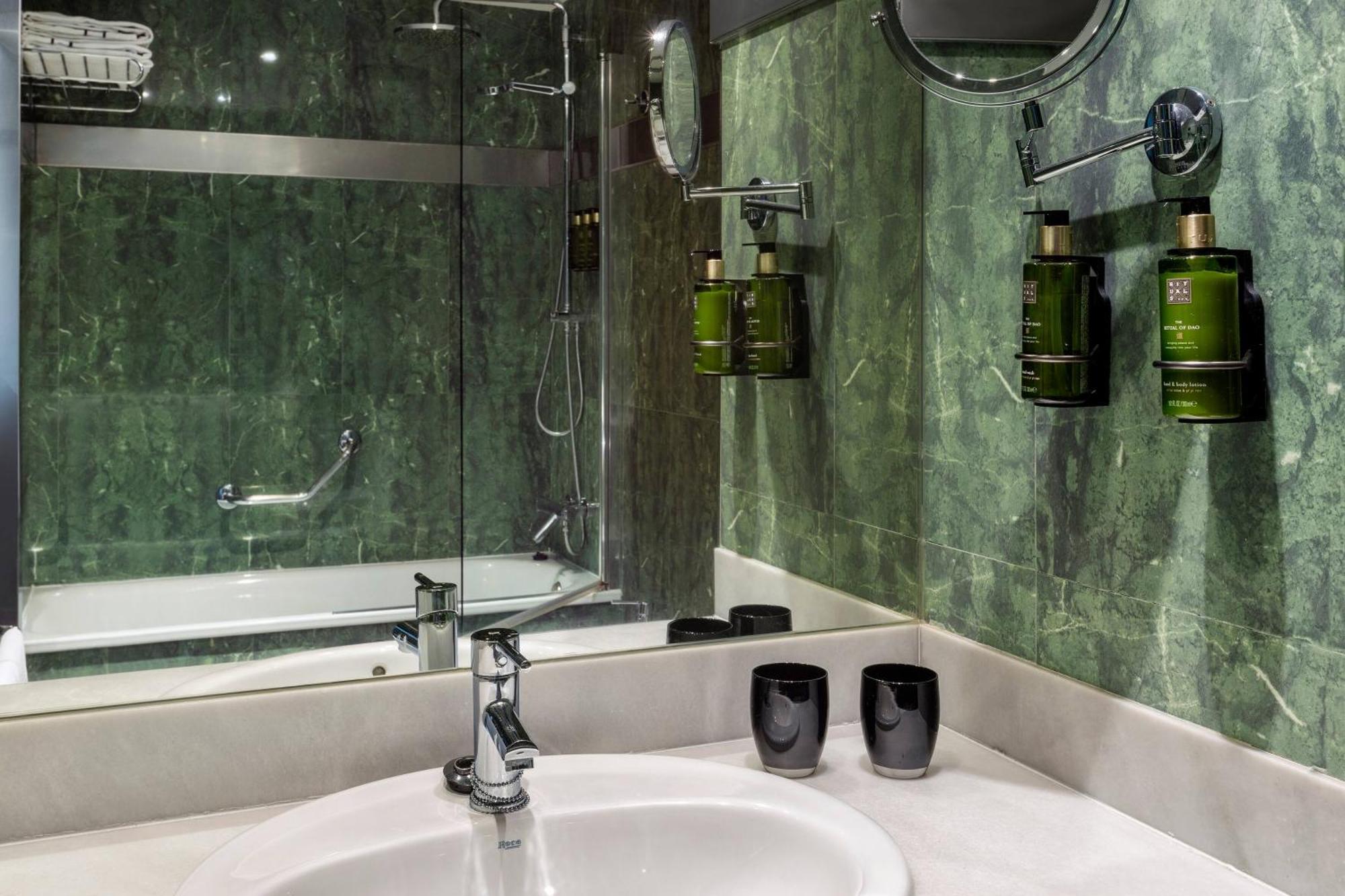 Quarto Melia The Level