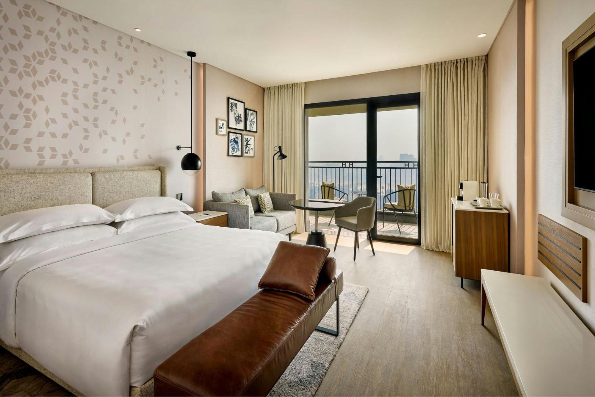 Nile Guest room 1 King River view Balcony
