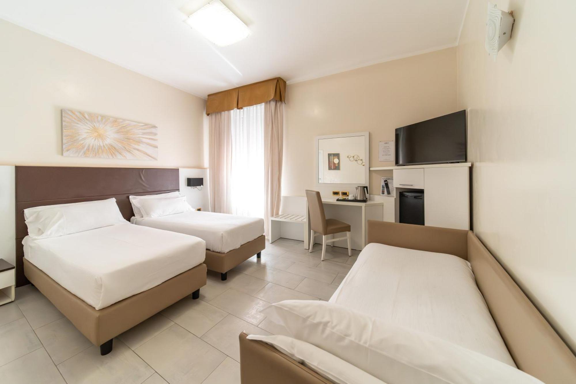 Triple Room