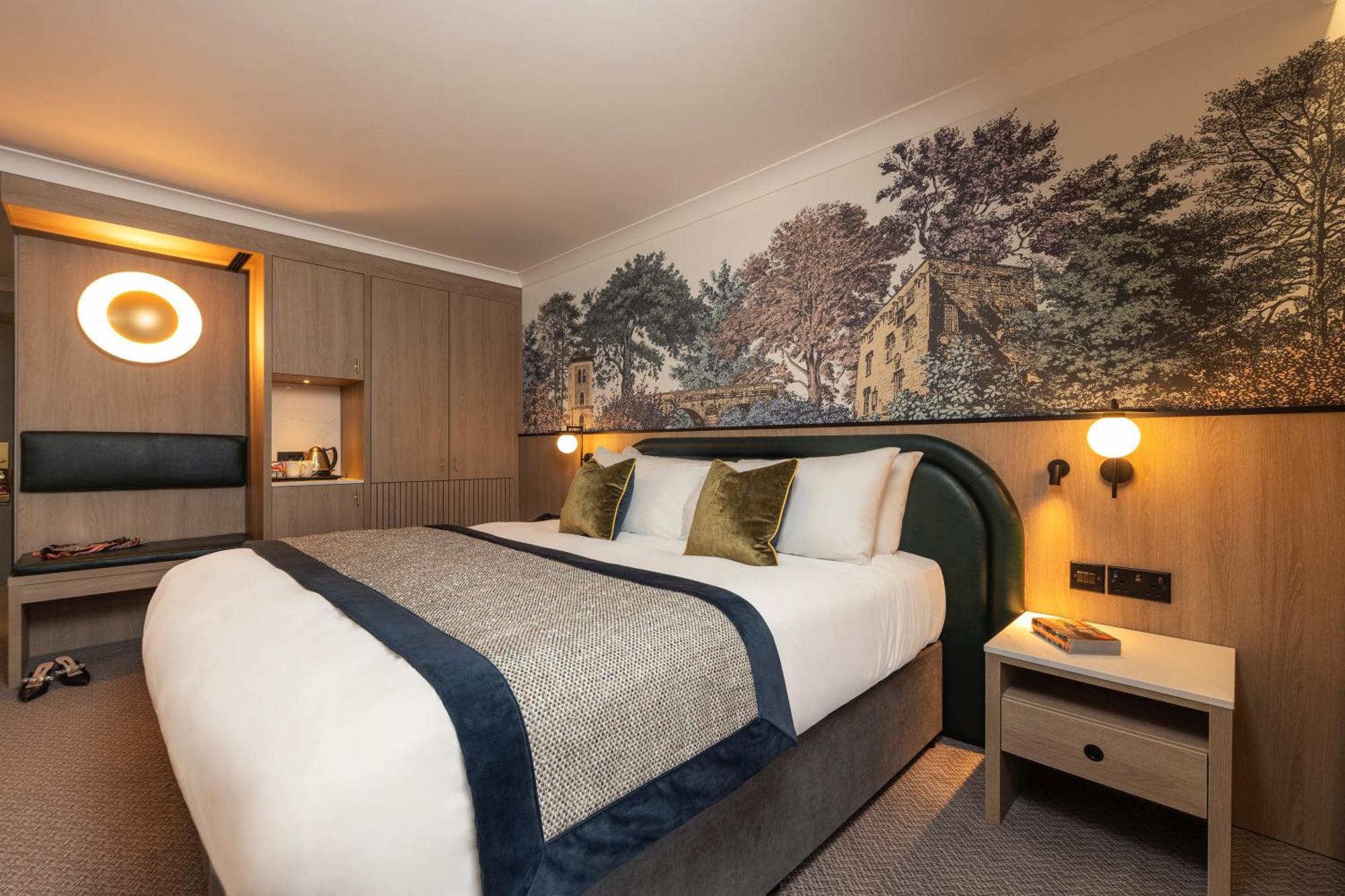 Signature King Room Air-Conditioning