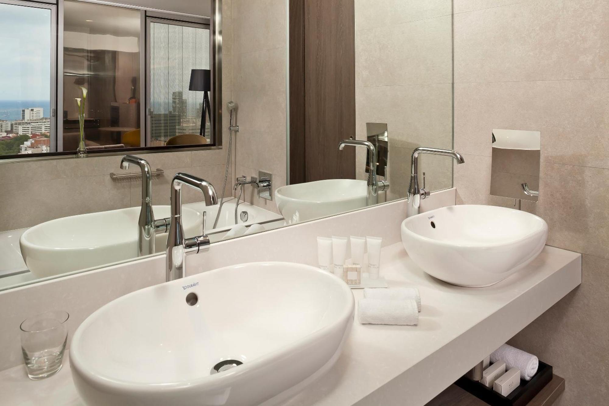 The Level Grand Premium Room City View