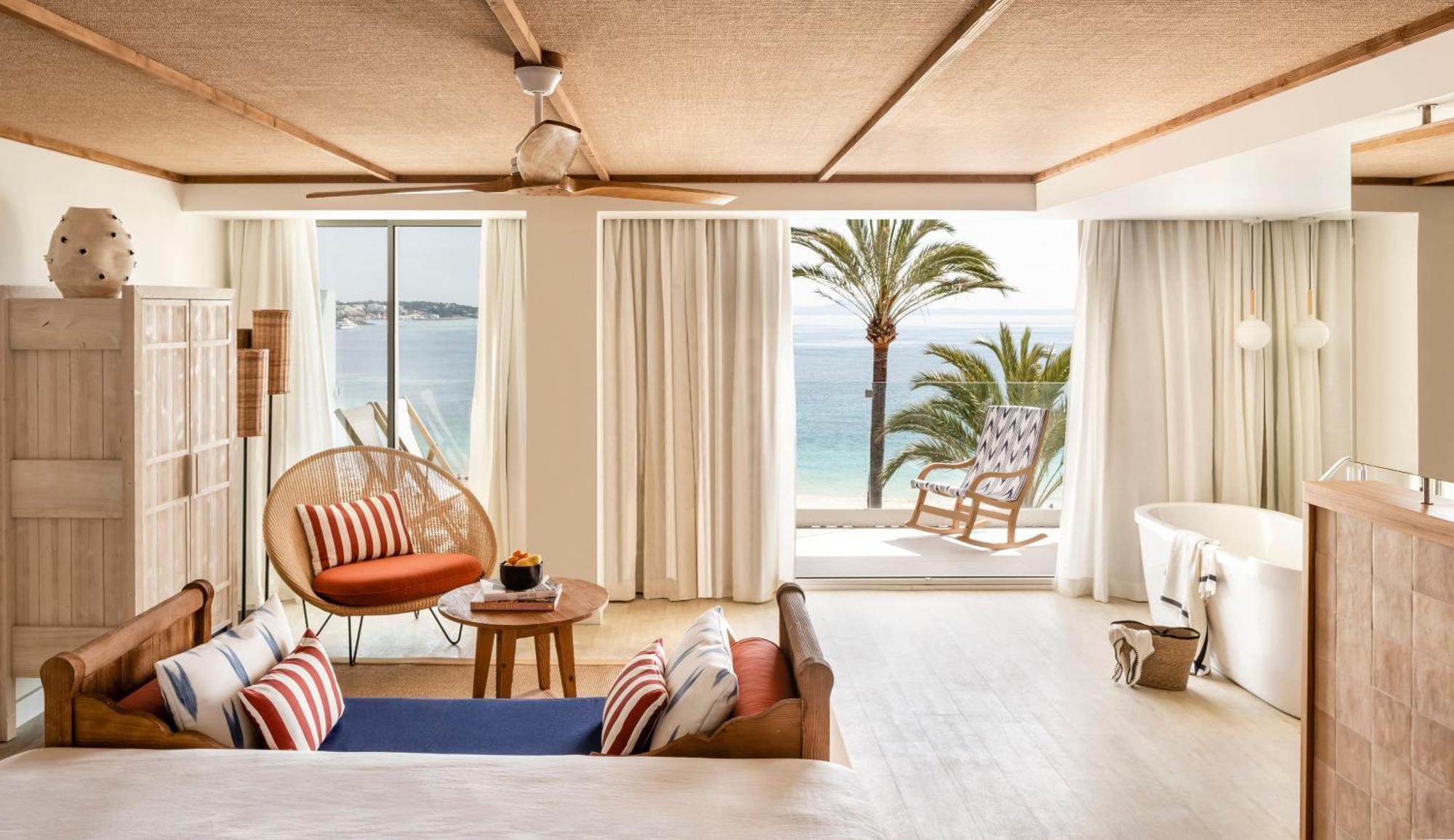 Suite Junior ZEL - Vue sur Mer Méditerranée