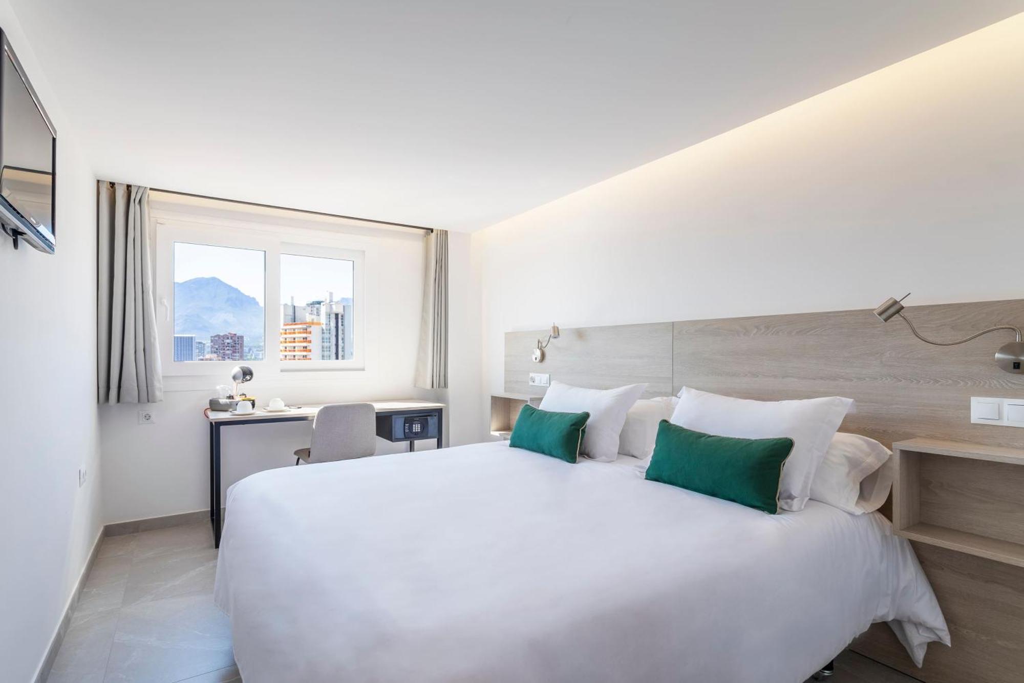Double Room,1774446981:JPEG
