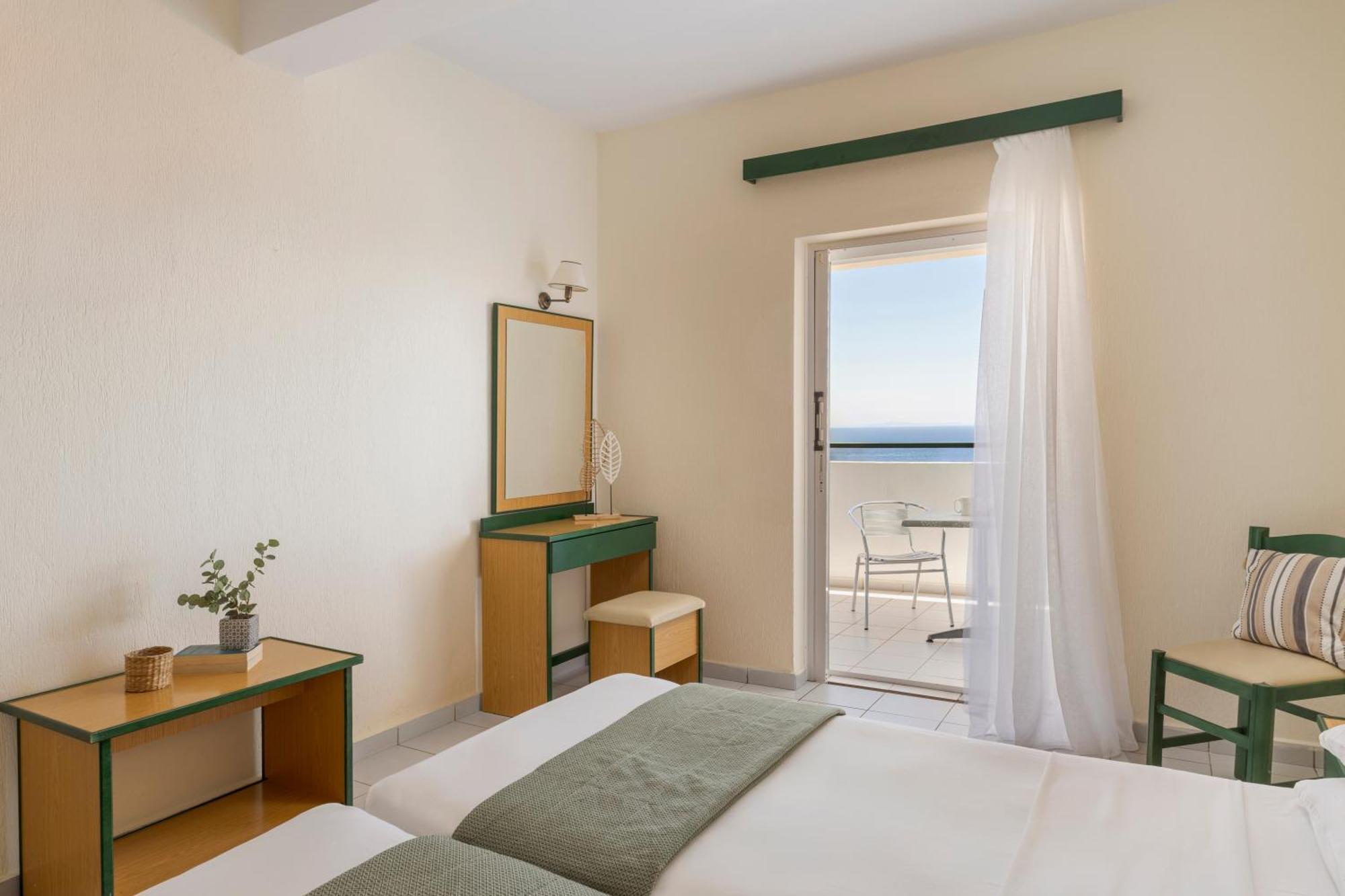 Family Room Side Sea View