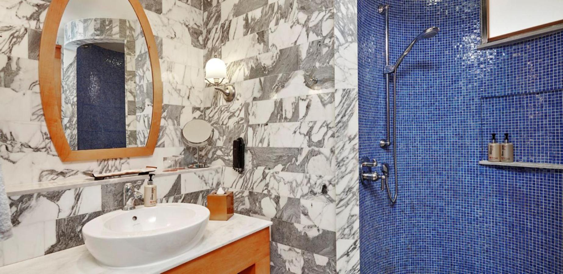 3D2N & Play Deluxe Room complimentary $100 SGD Dining Credits