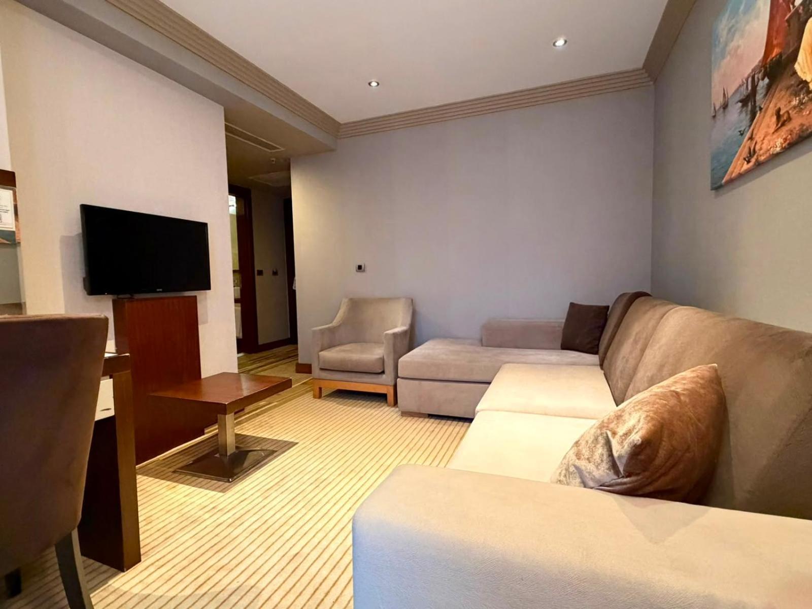 Suite Room