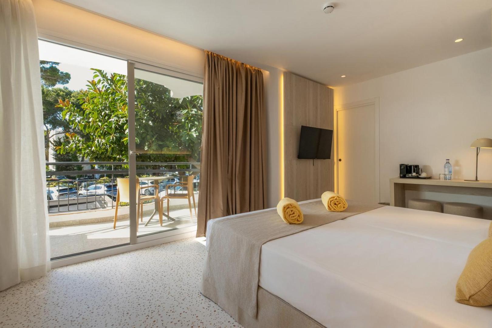 Twin Room Sea View