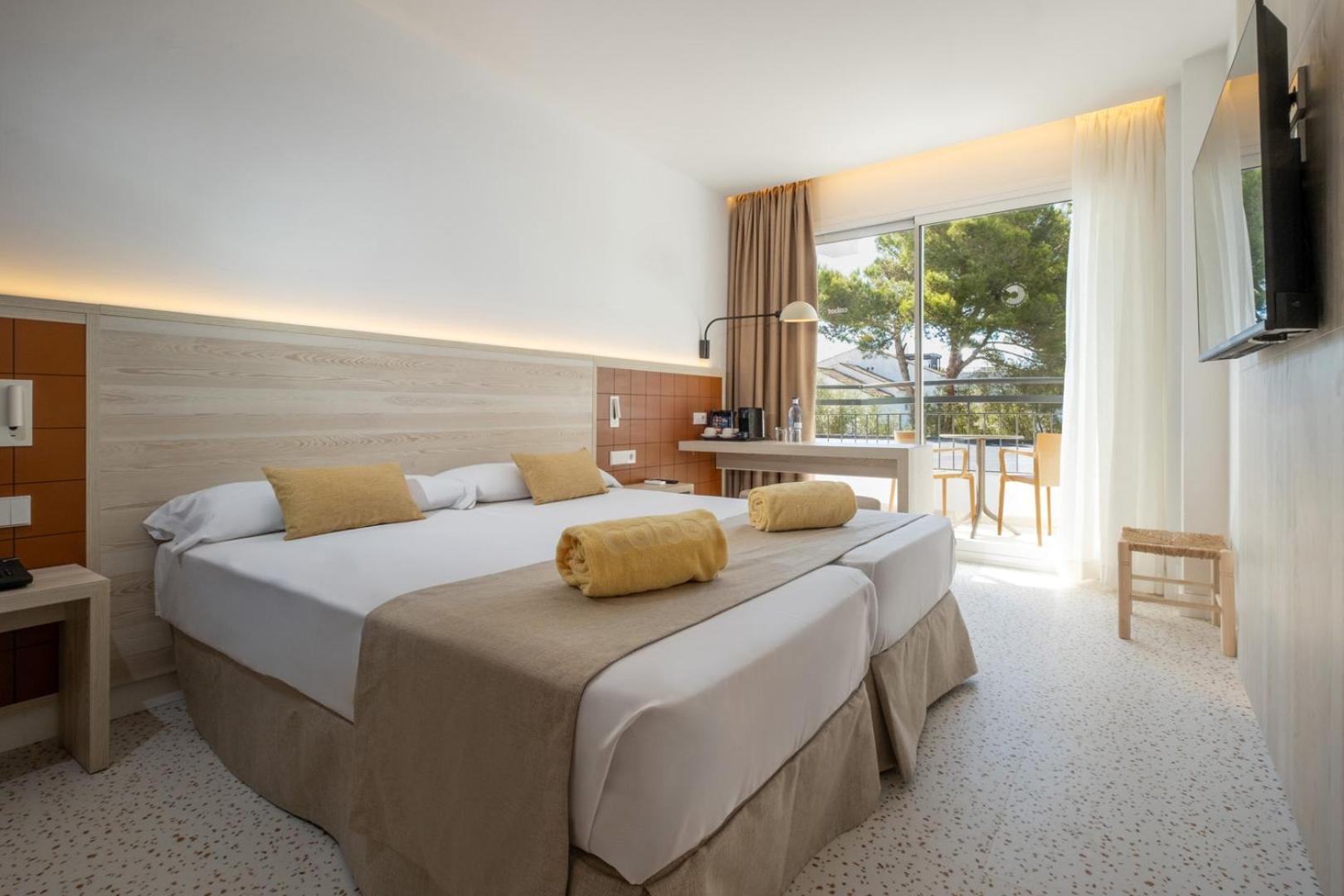 Twin Room Sea View
