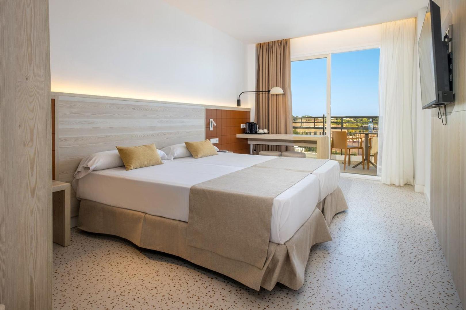 Superior Twin Room Sea View