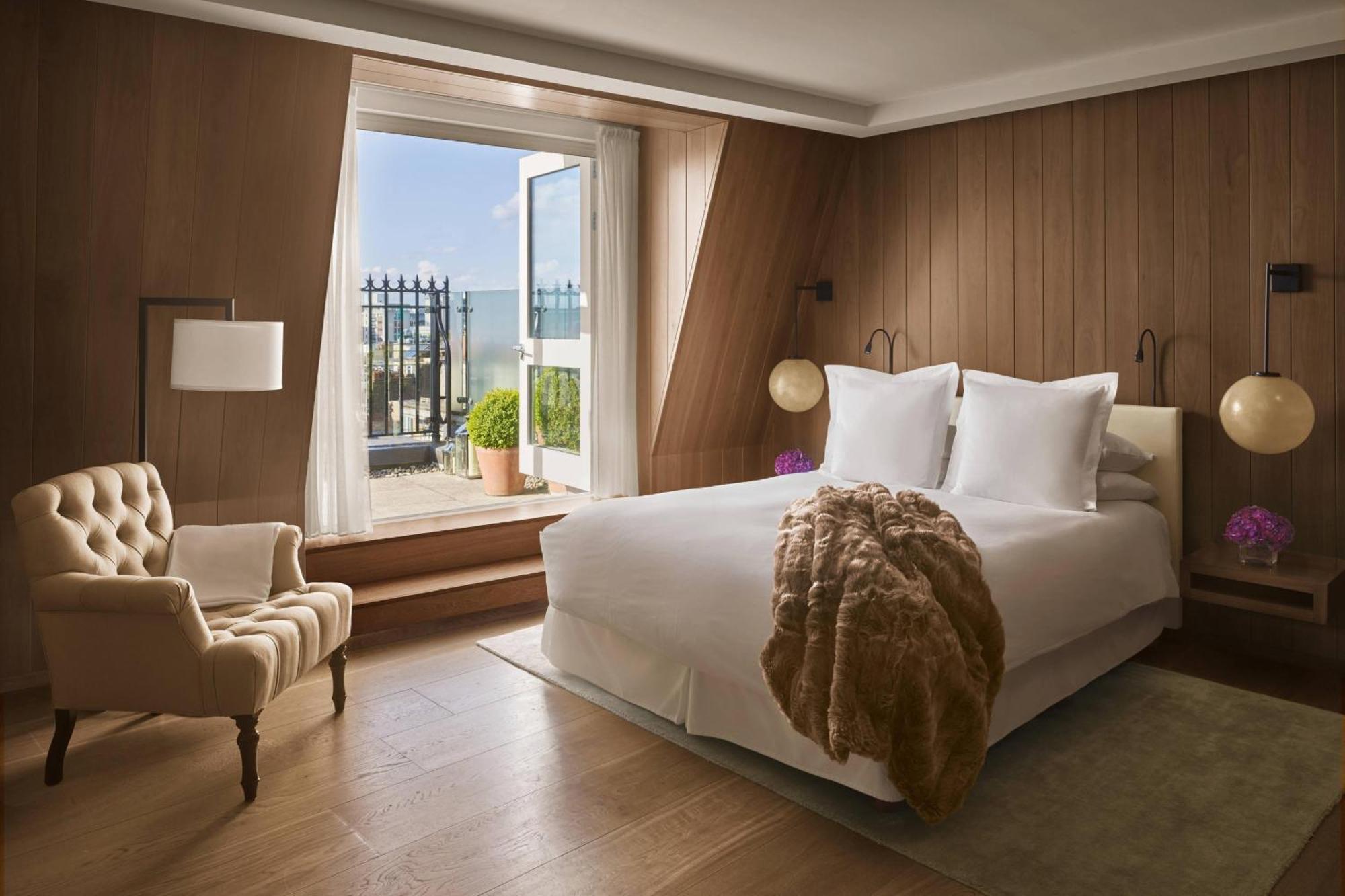 Premier Queen Room Terrace
