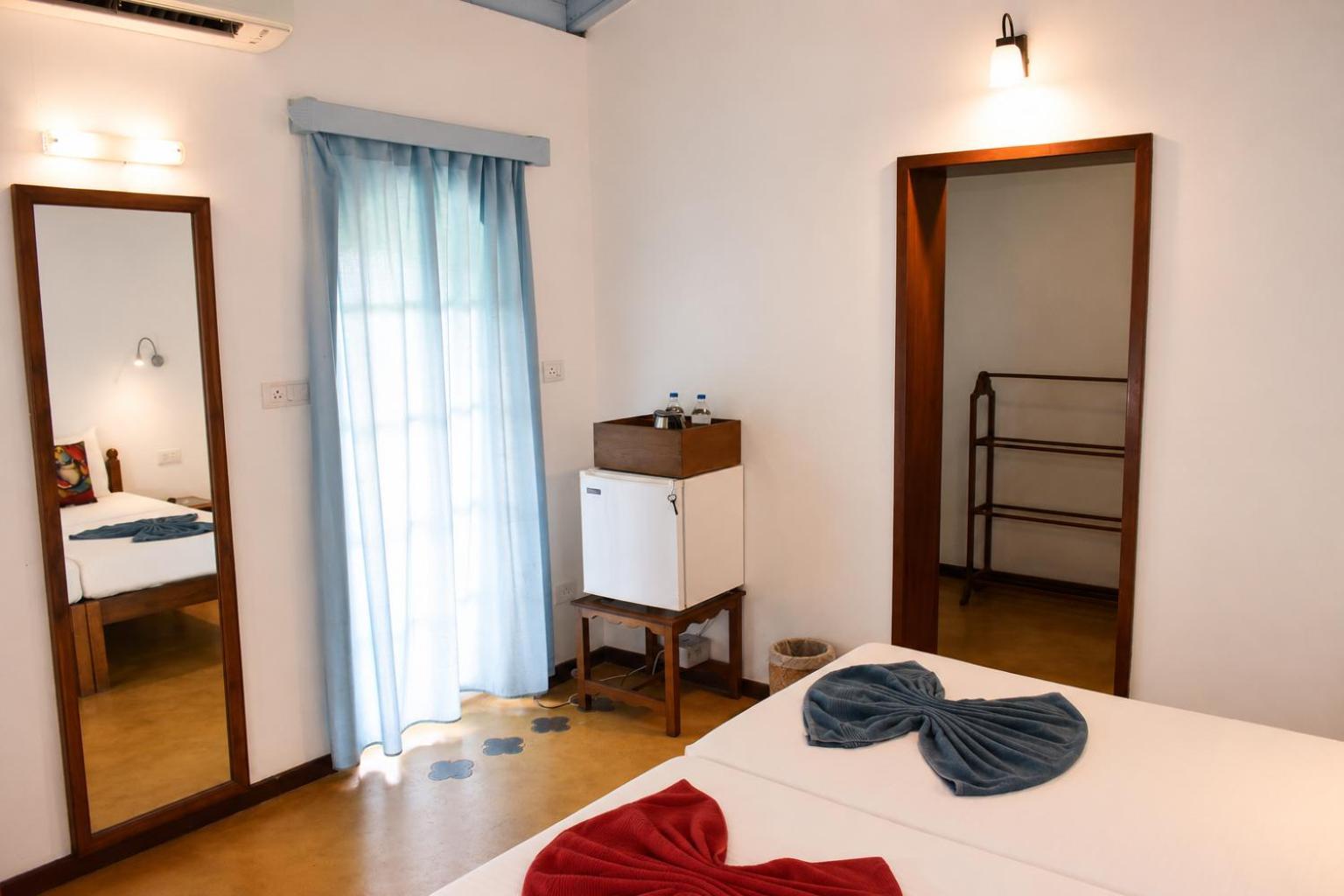 Standard Twin Bed Room