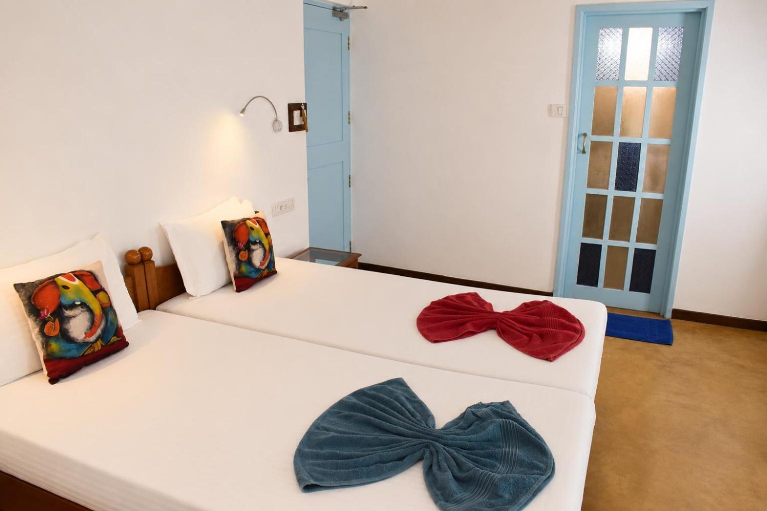 Standard Twin Bed Room
