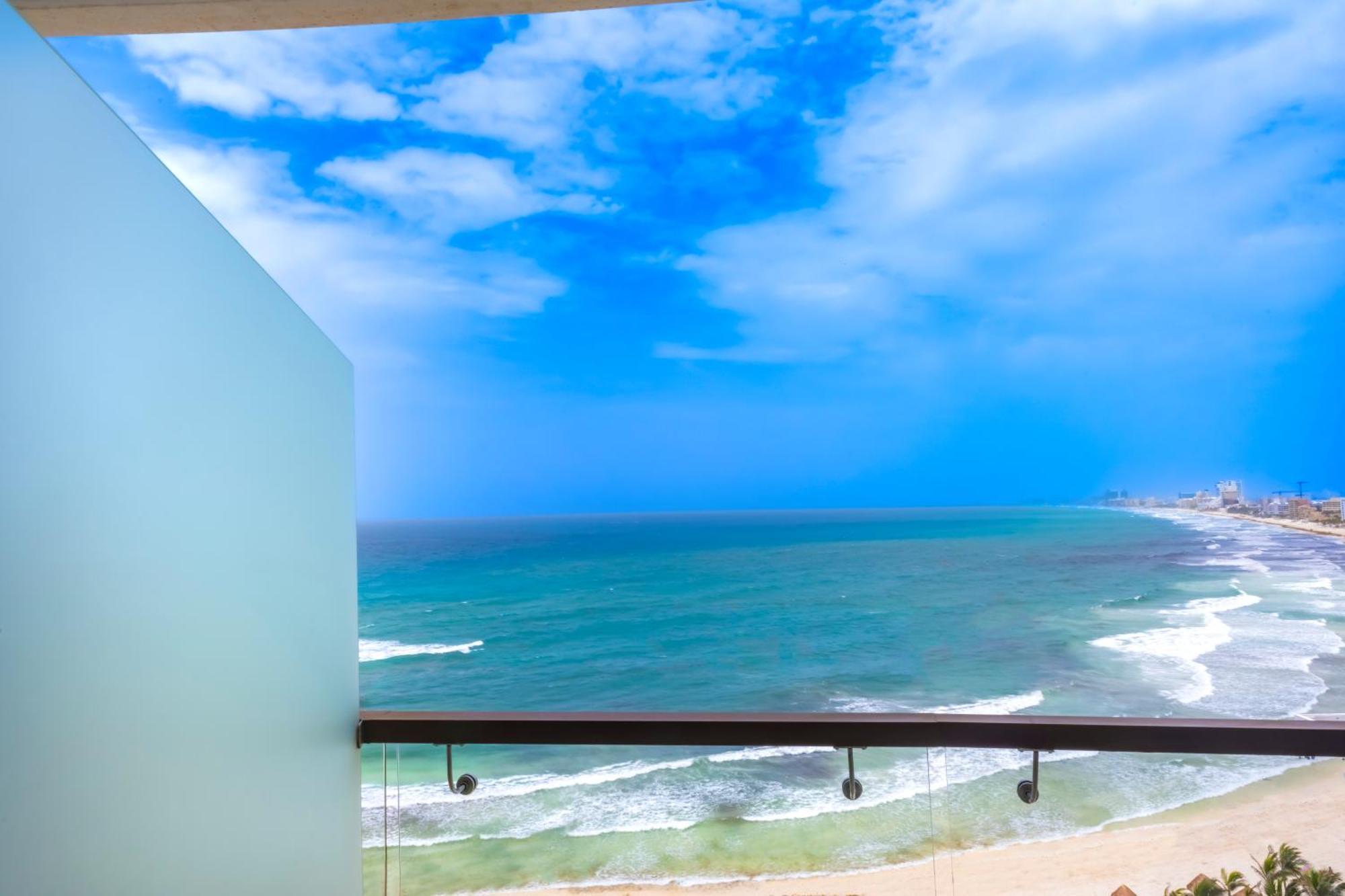 Altitude Suite ocean front