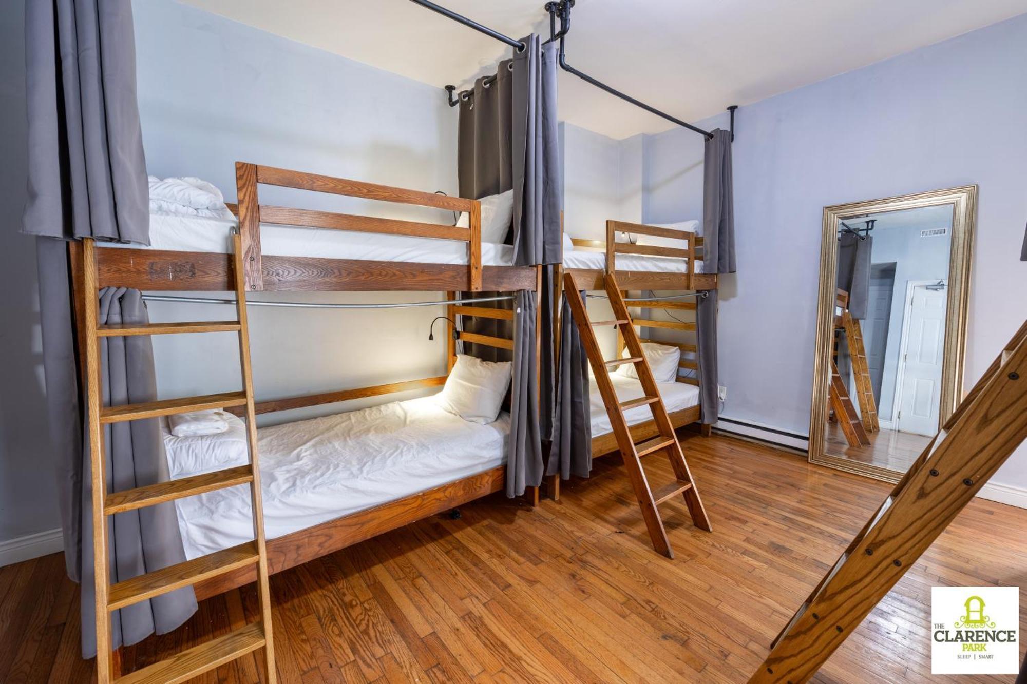 Bed 6-Bed Male Dormitory Room
