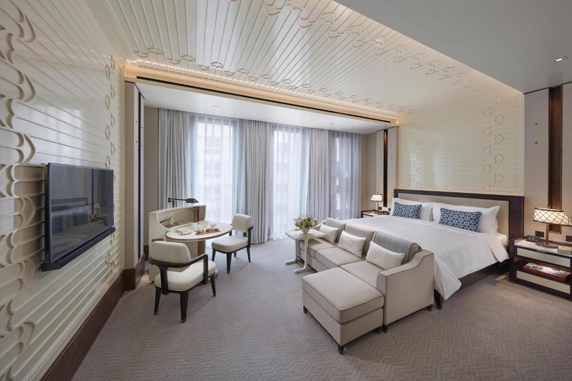 Deluxe Room King