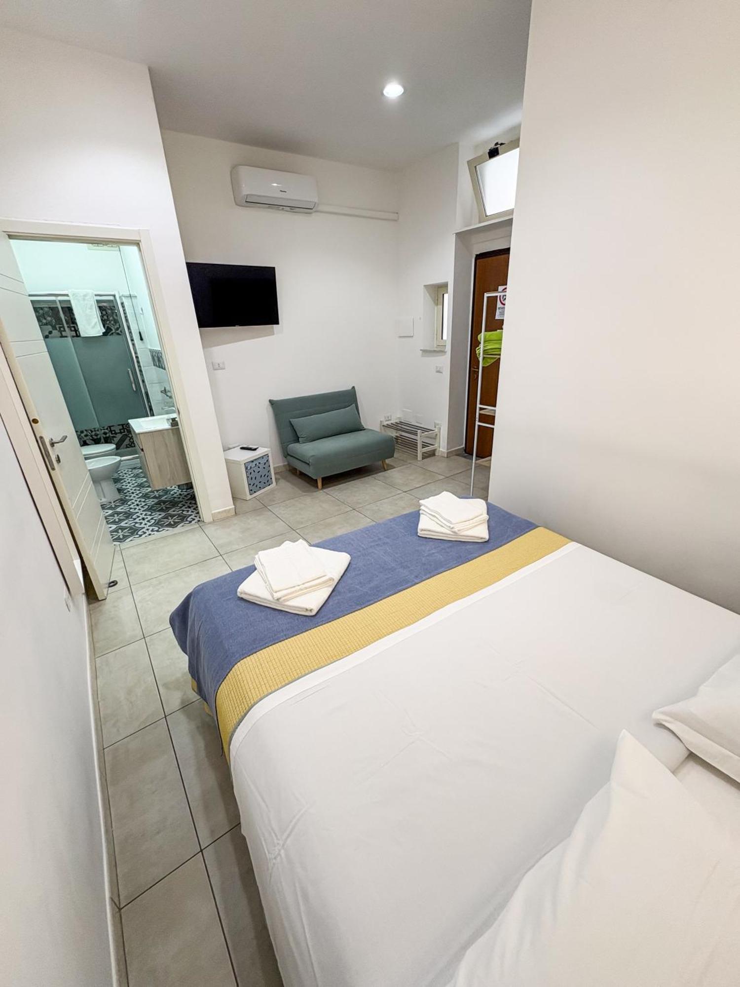 Large Double Room