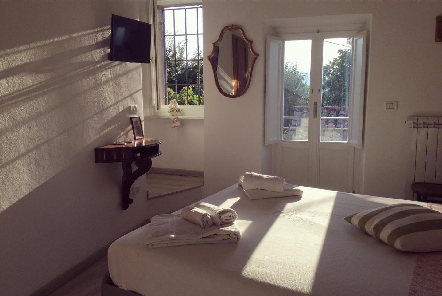 Double Room Private Bathroom