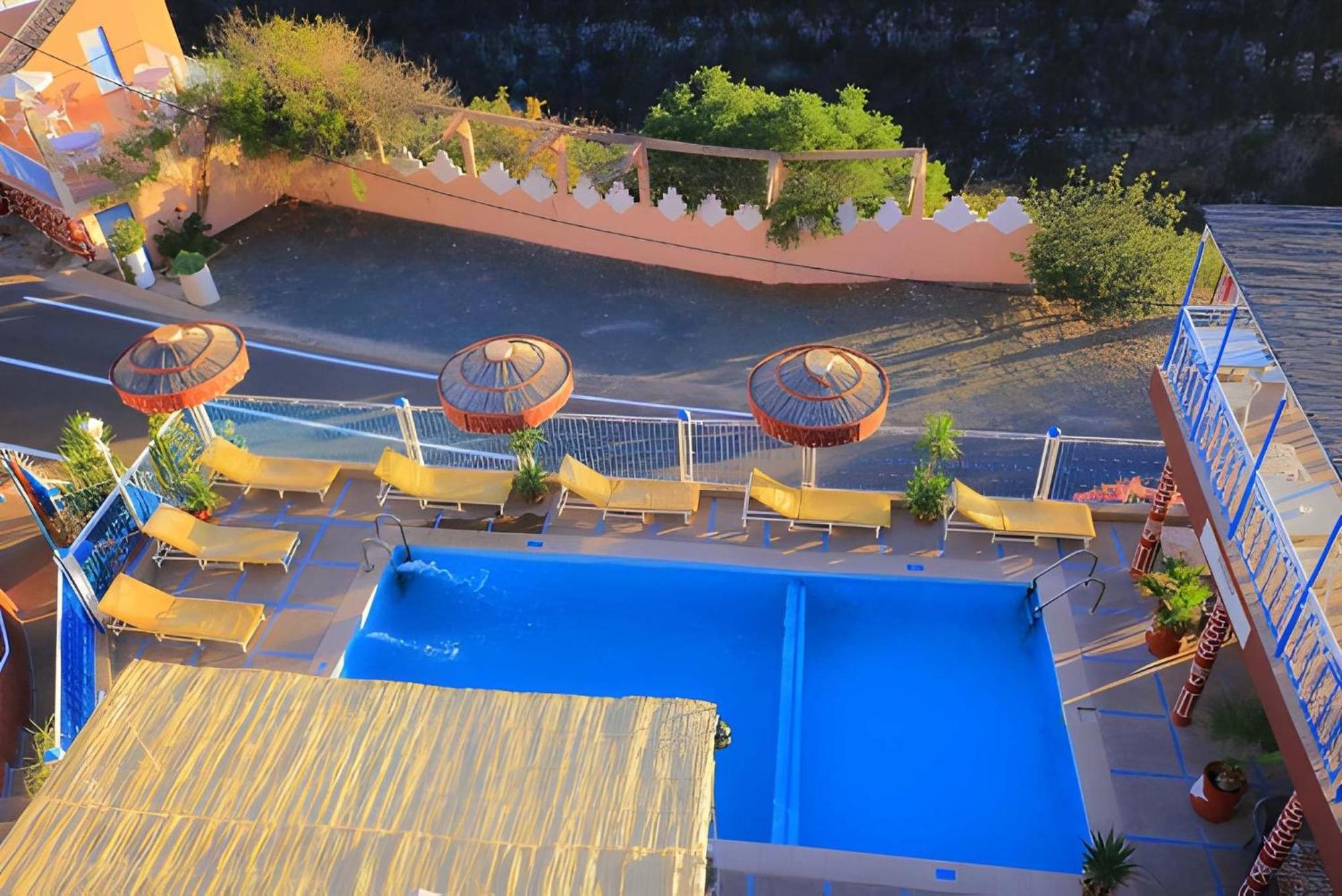 Triple Room Pool View