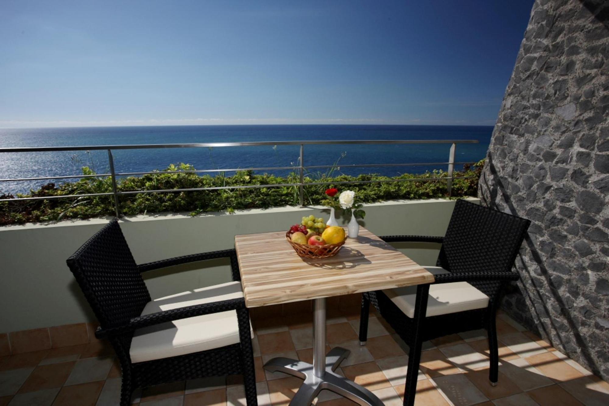 Superior Double or Twin Room Sea View