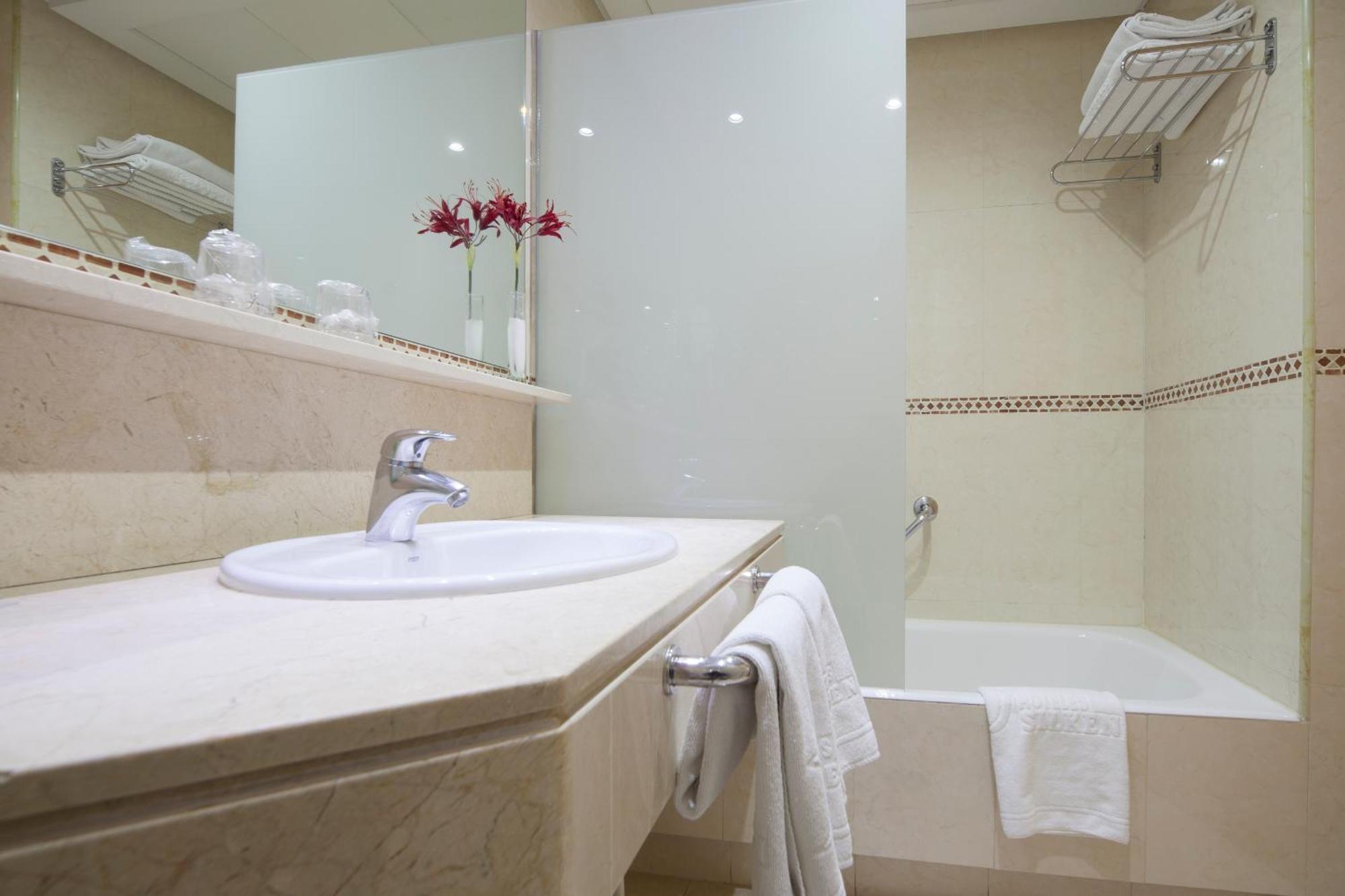 Comfort Double or Twin Room