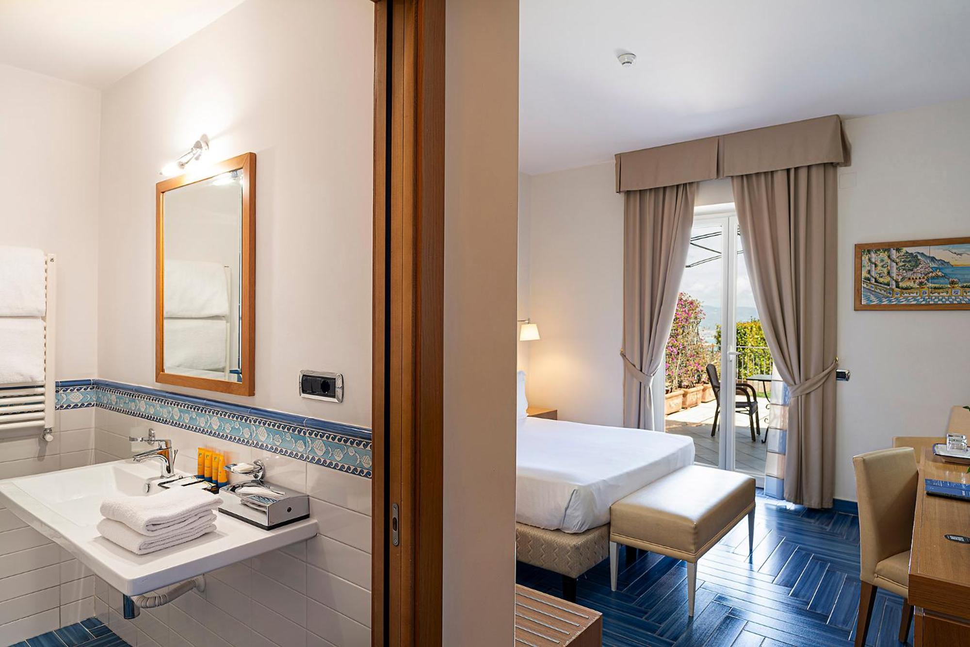 Deluxe Double Room Sea View Terrace