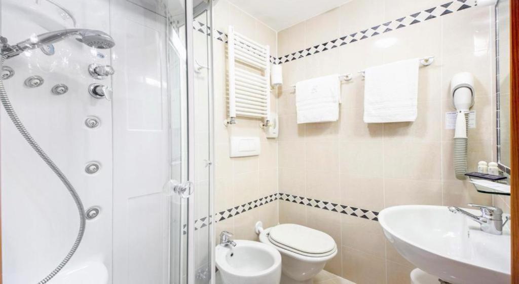 Small Single Room