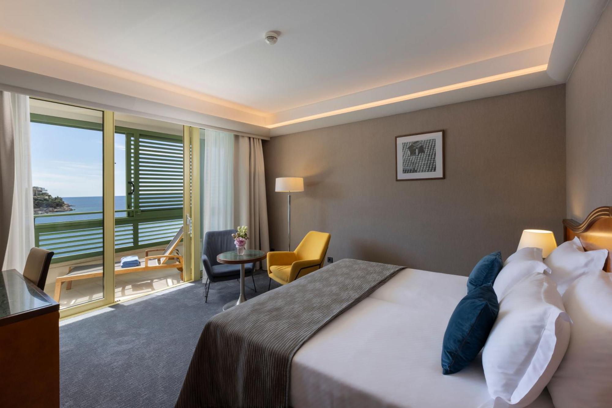Double or Twin Room Balcony Sea View