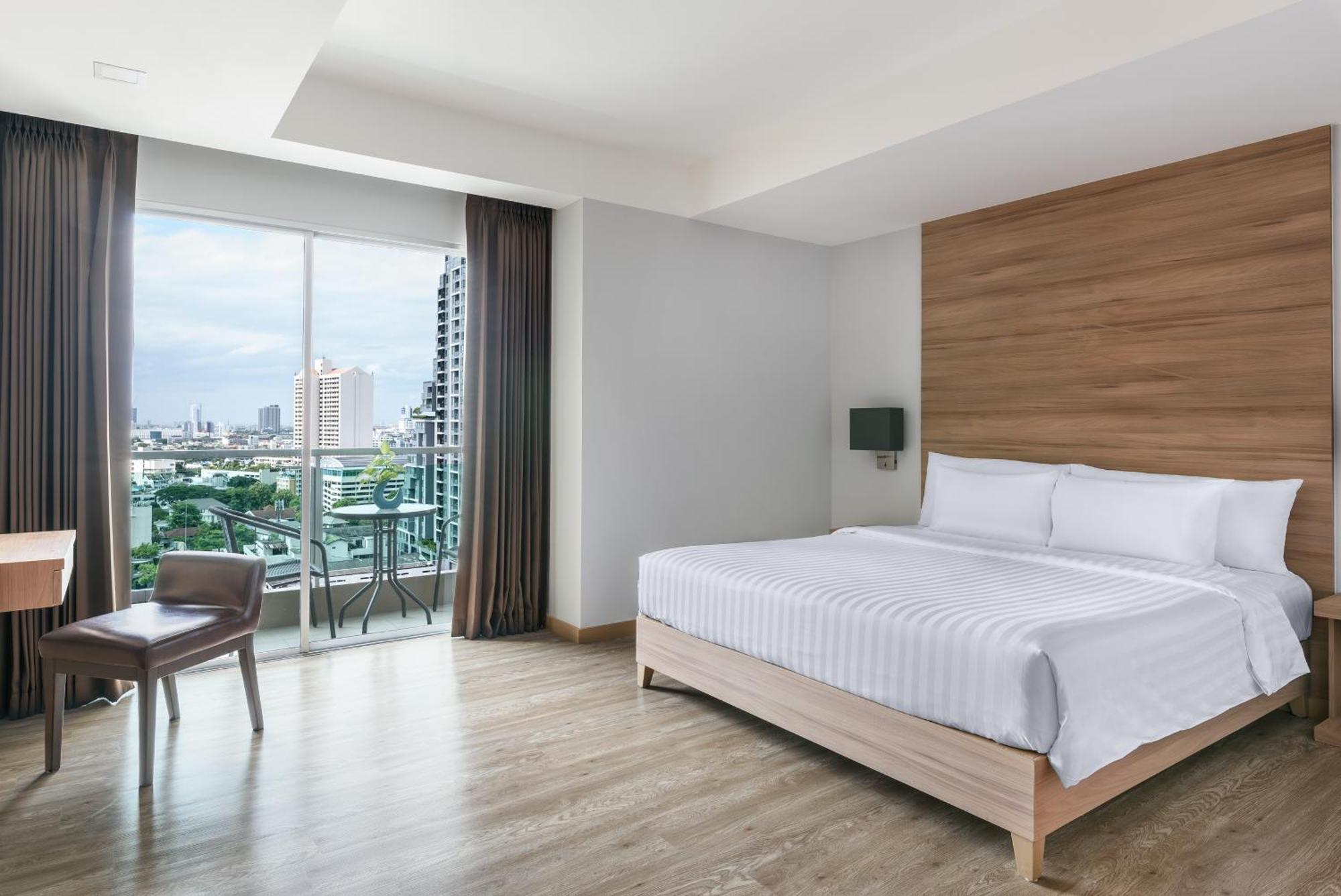 Grand One Bedroom Suite
