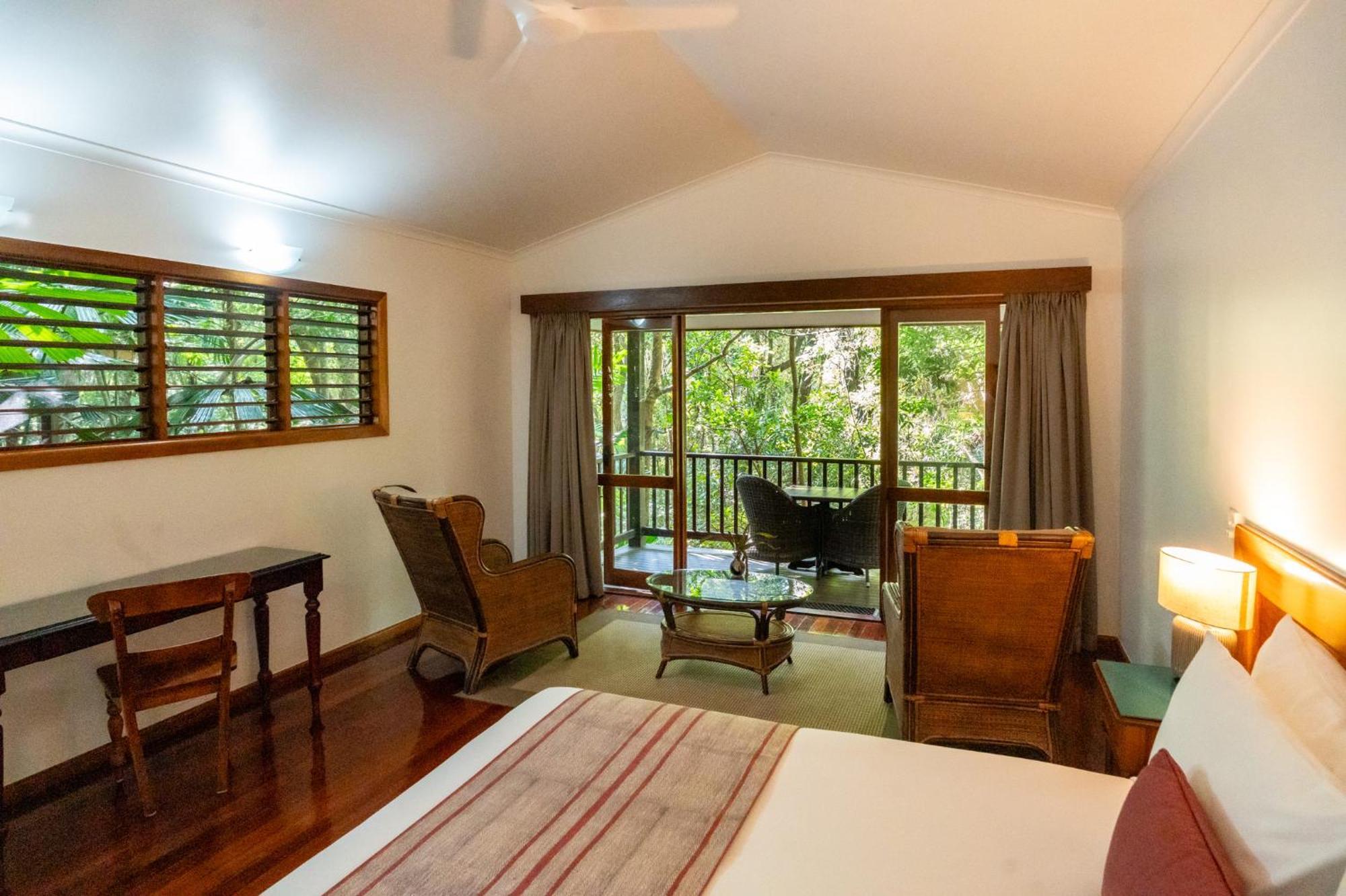 Jungle Walk Bungalow
