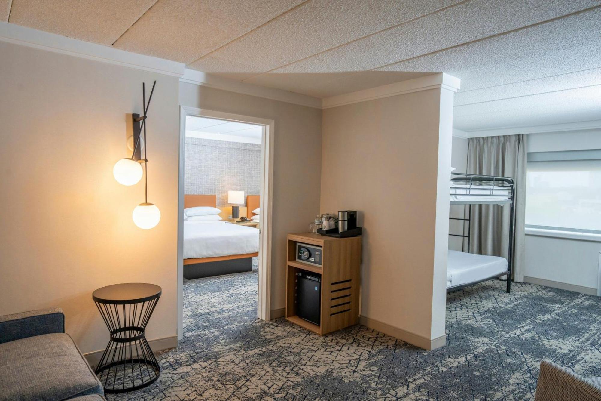 Suite 1 King bunk or 2 Queen Sofa bed