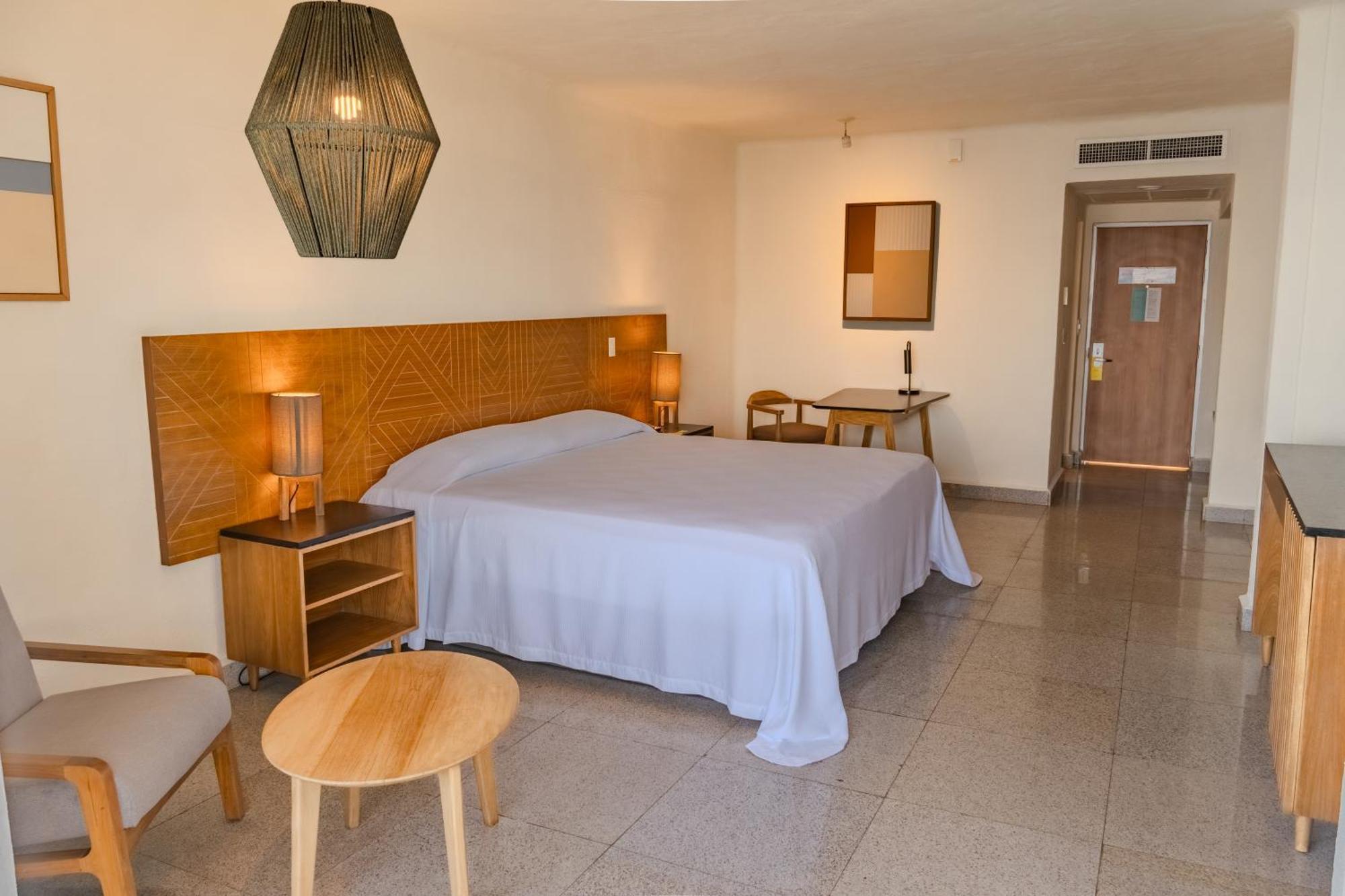 Habitación Doble con vistas a la piscina - 1 o 2 camas