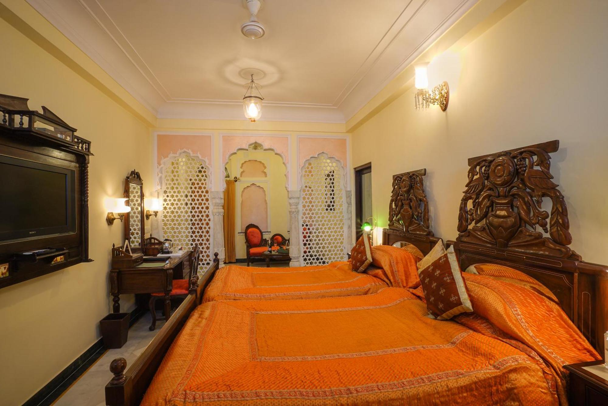 Deluxe Double Room on session of Spa on food & beverage services off On Laundry