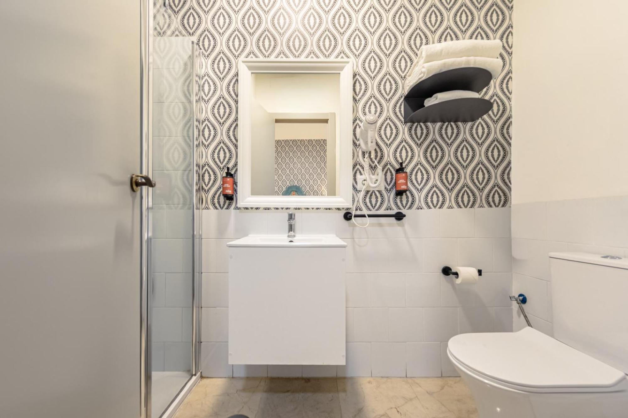 Economy Double or Twin Room