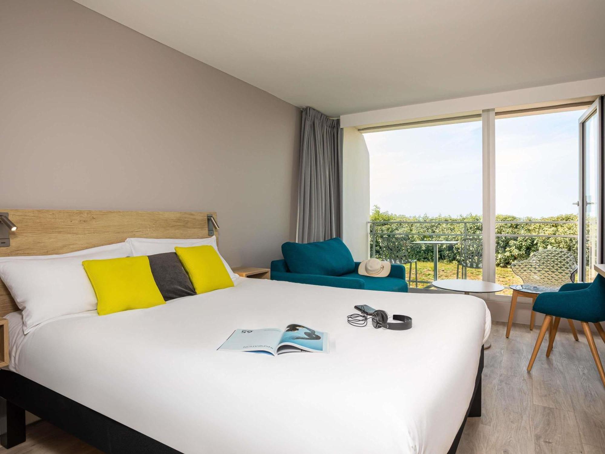 Standard Double Room Garden Side