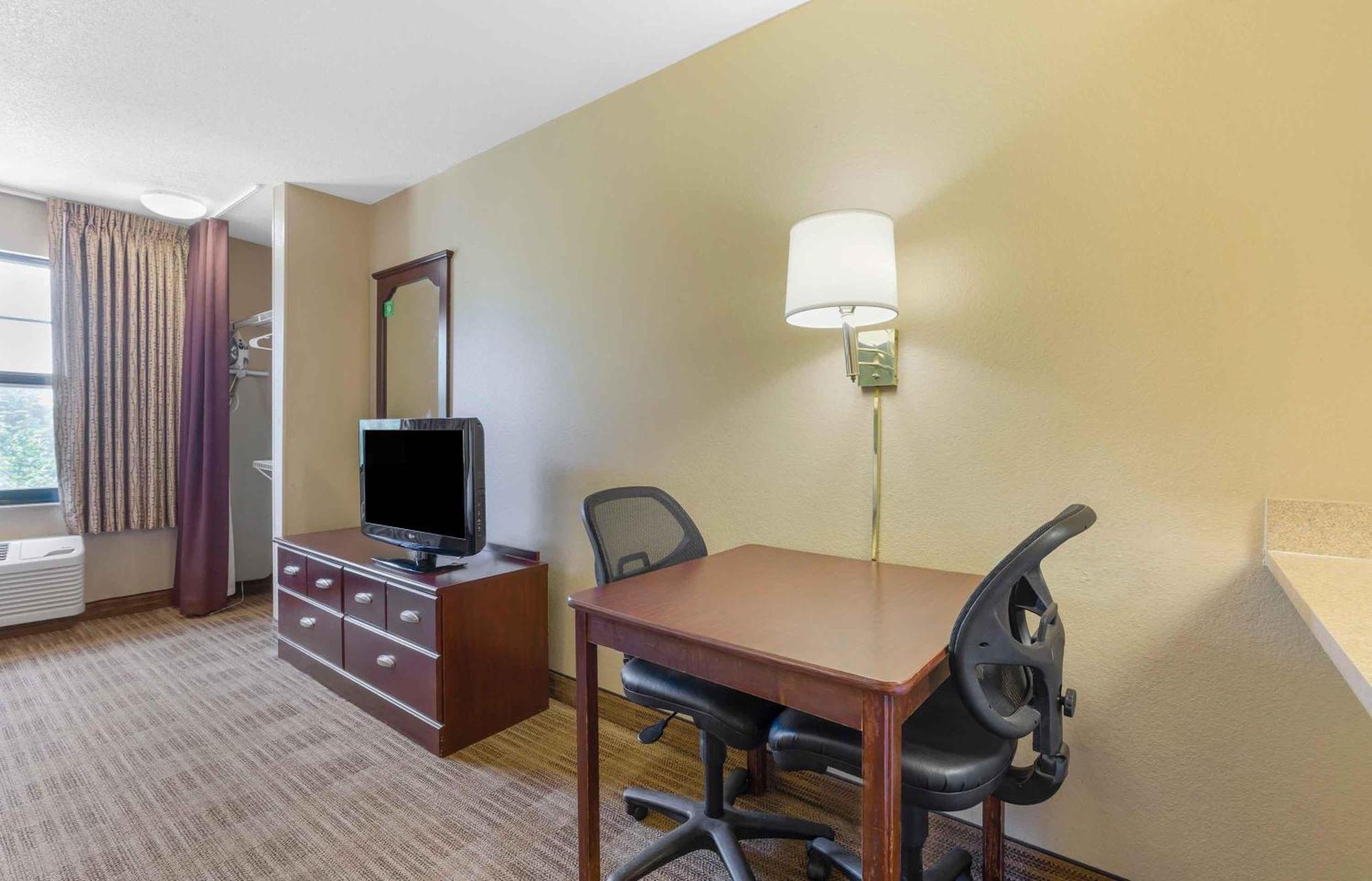 Studio 2 Double Beds Non-Smoking