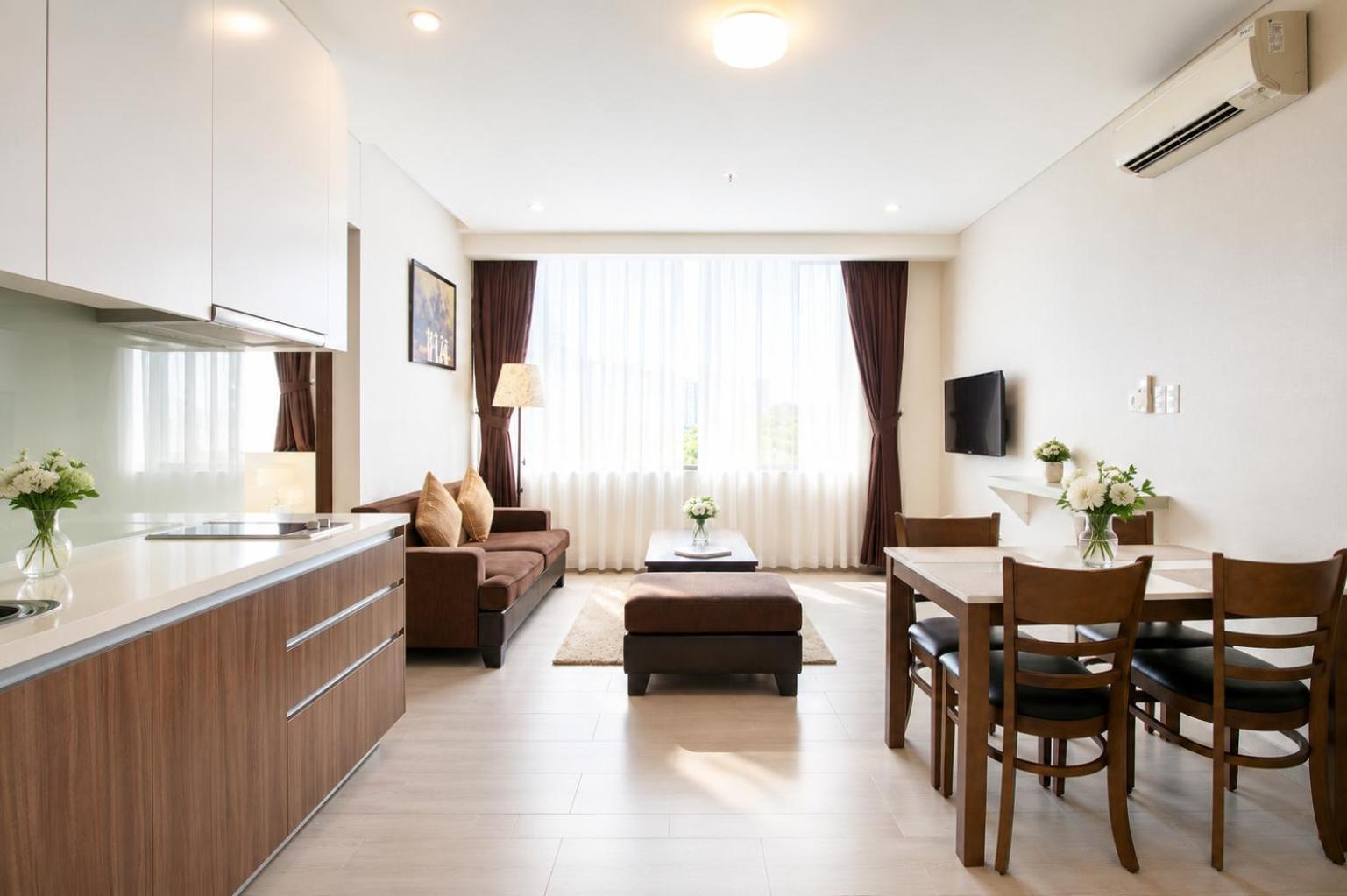 EXECUTIVE TWO-BEDROOM APARTMENT – CITY VIEW