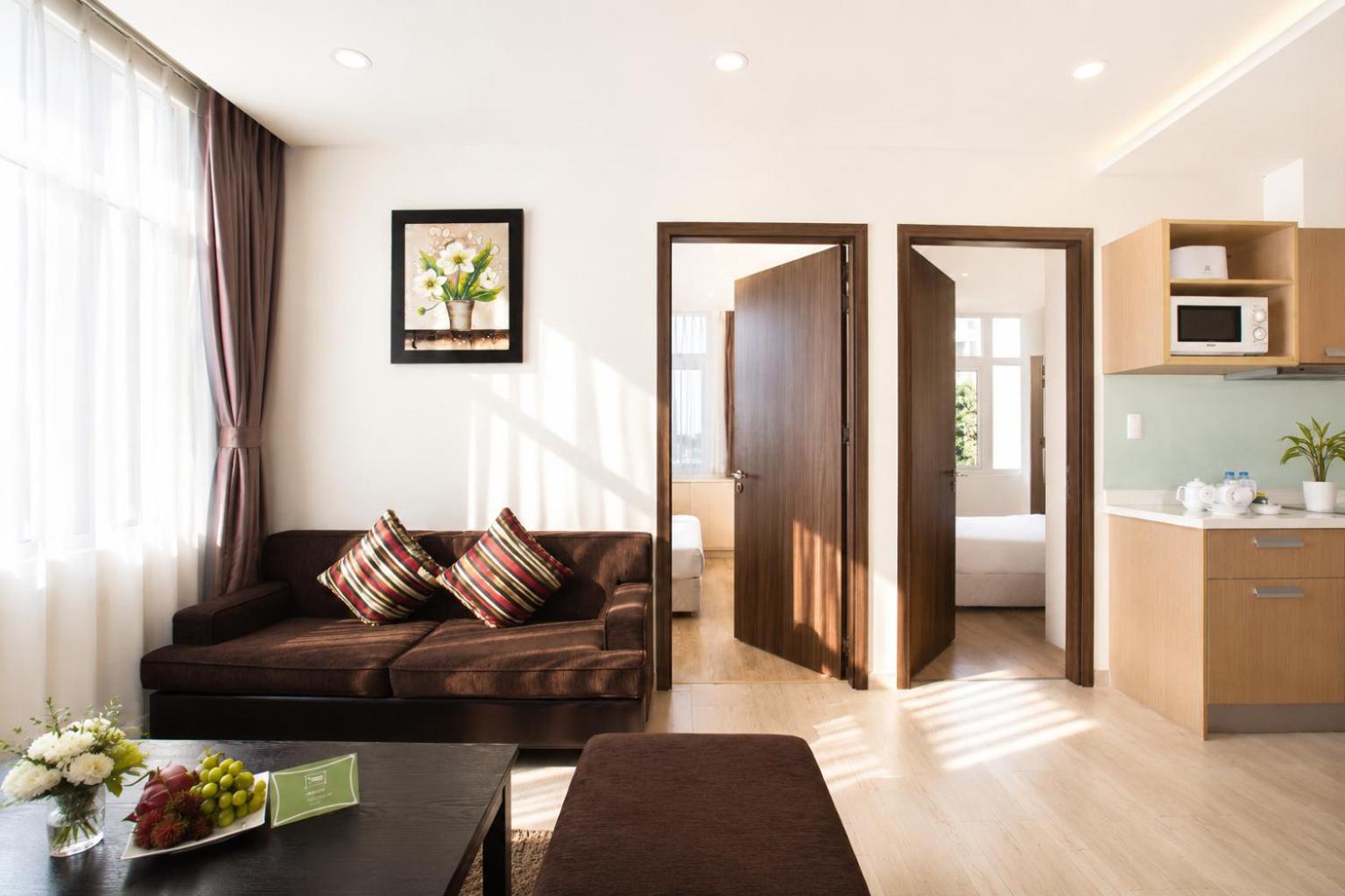 EXECUTIVE TWO-BEDROOM APARTMENT – CITY VIEW