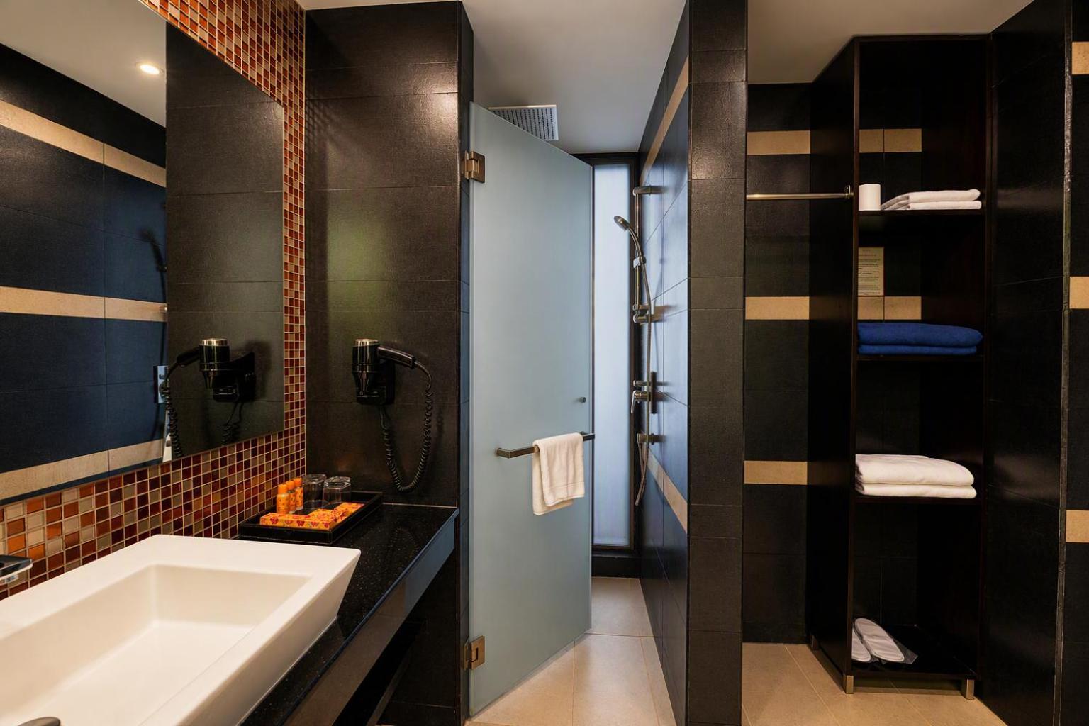 Superior Room F&B | Early check & Late check-out upon availability