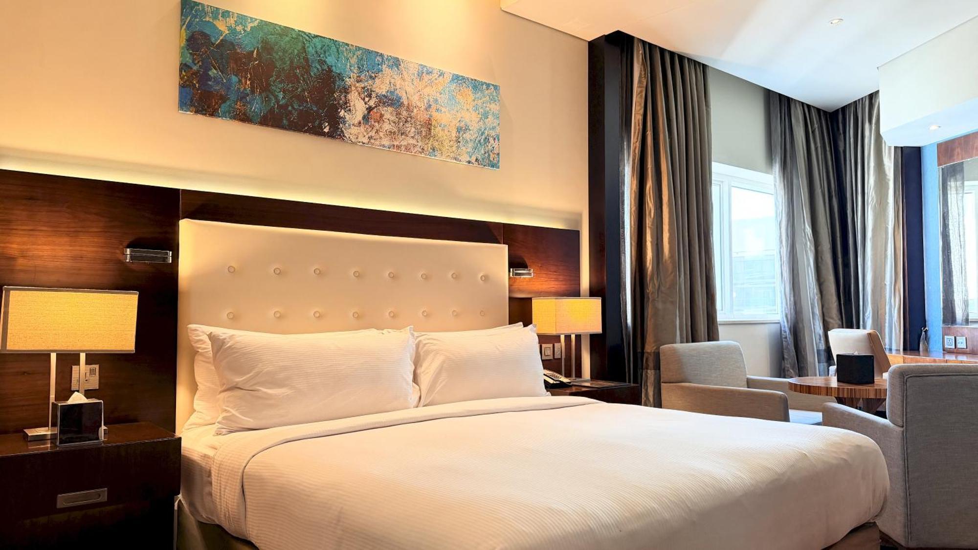 Deluxe King Room