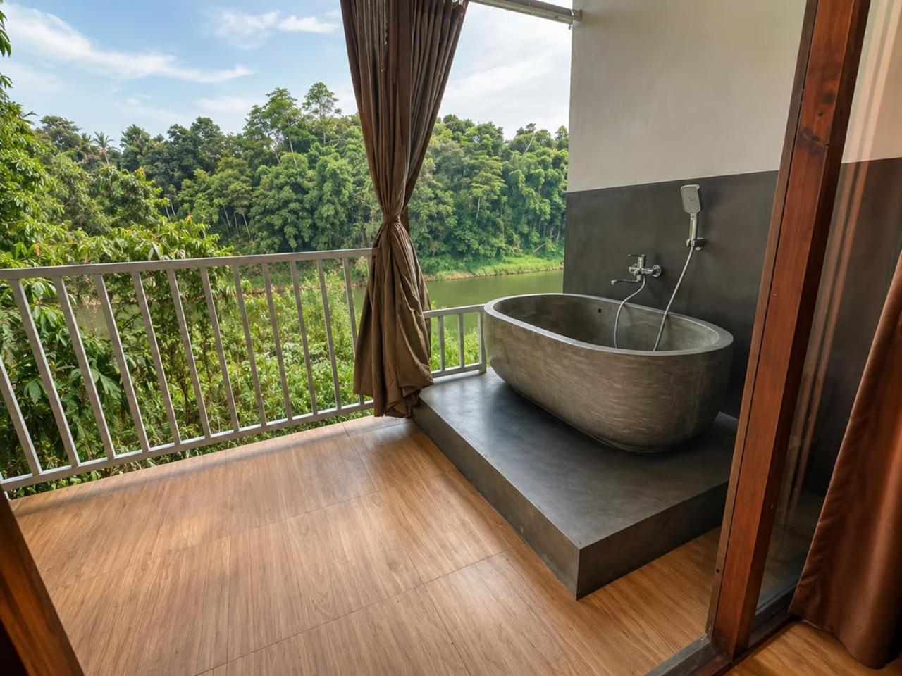 Suite River View