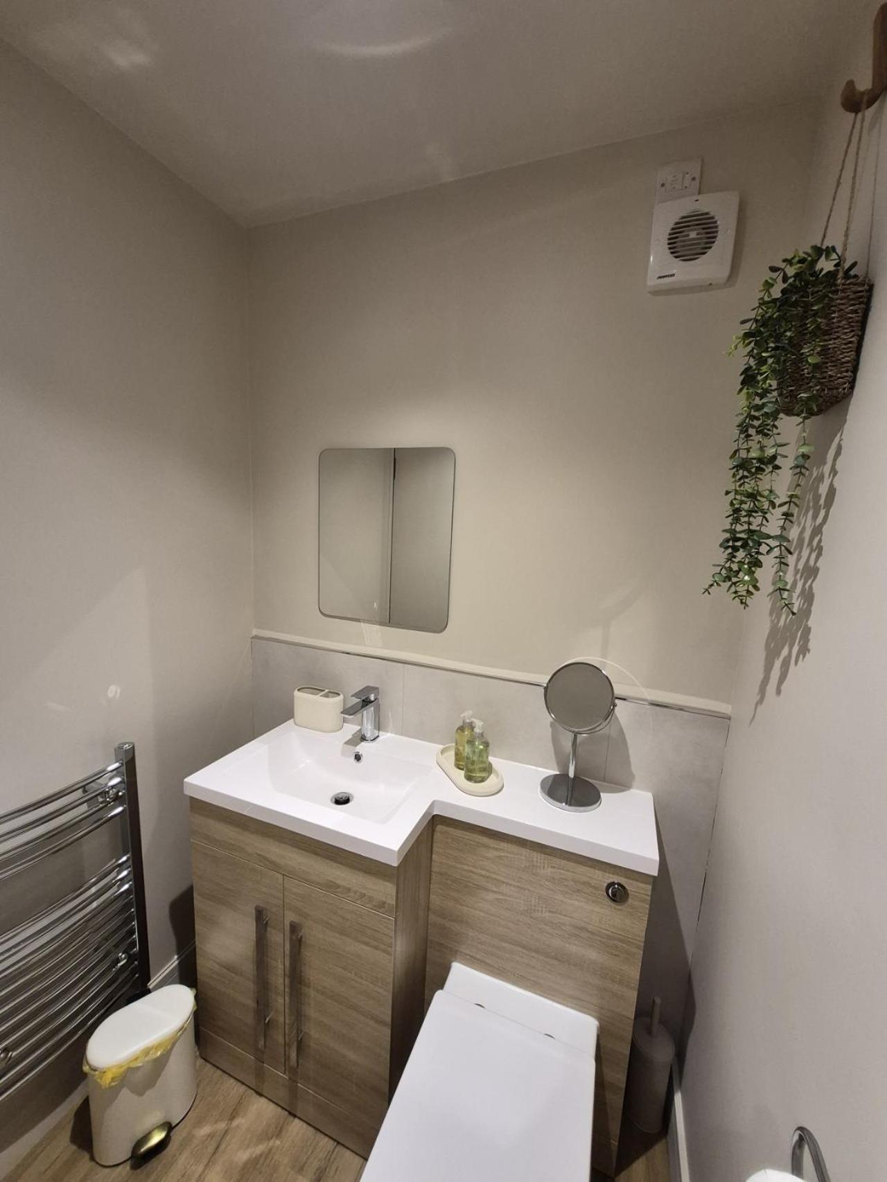Double Room Private Bathroom