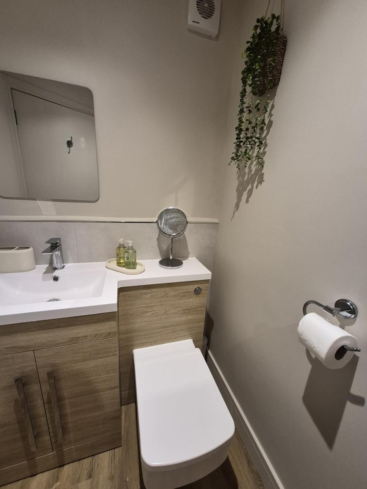 Double Room Private Bathroom