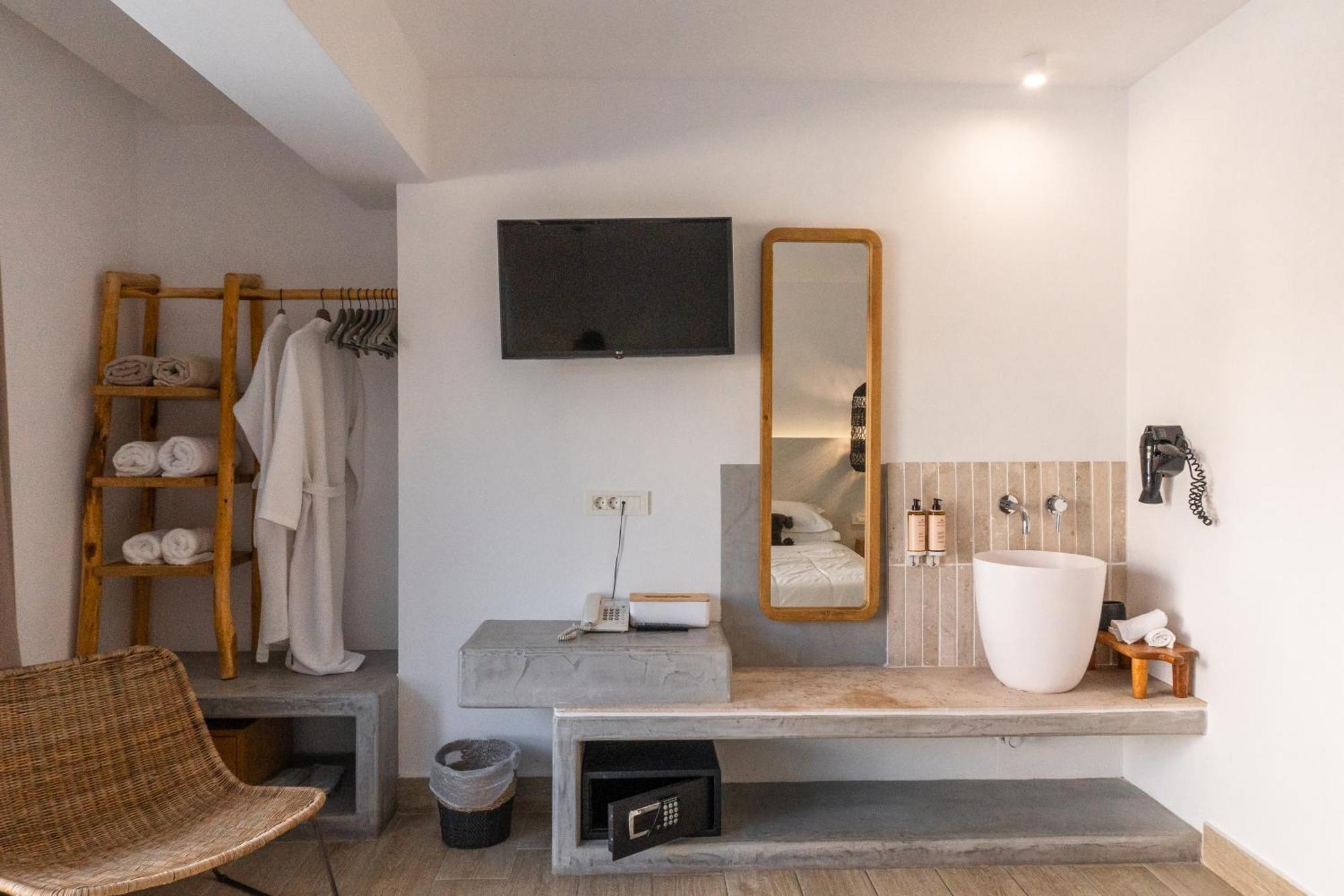 Superior Room Private Pool