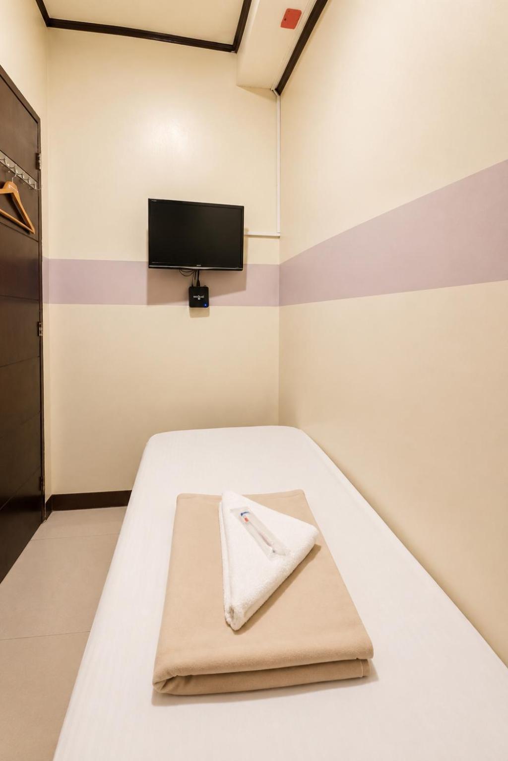 Single Bed Male Dormitory Room